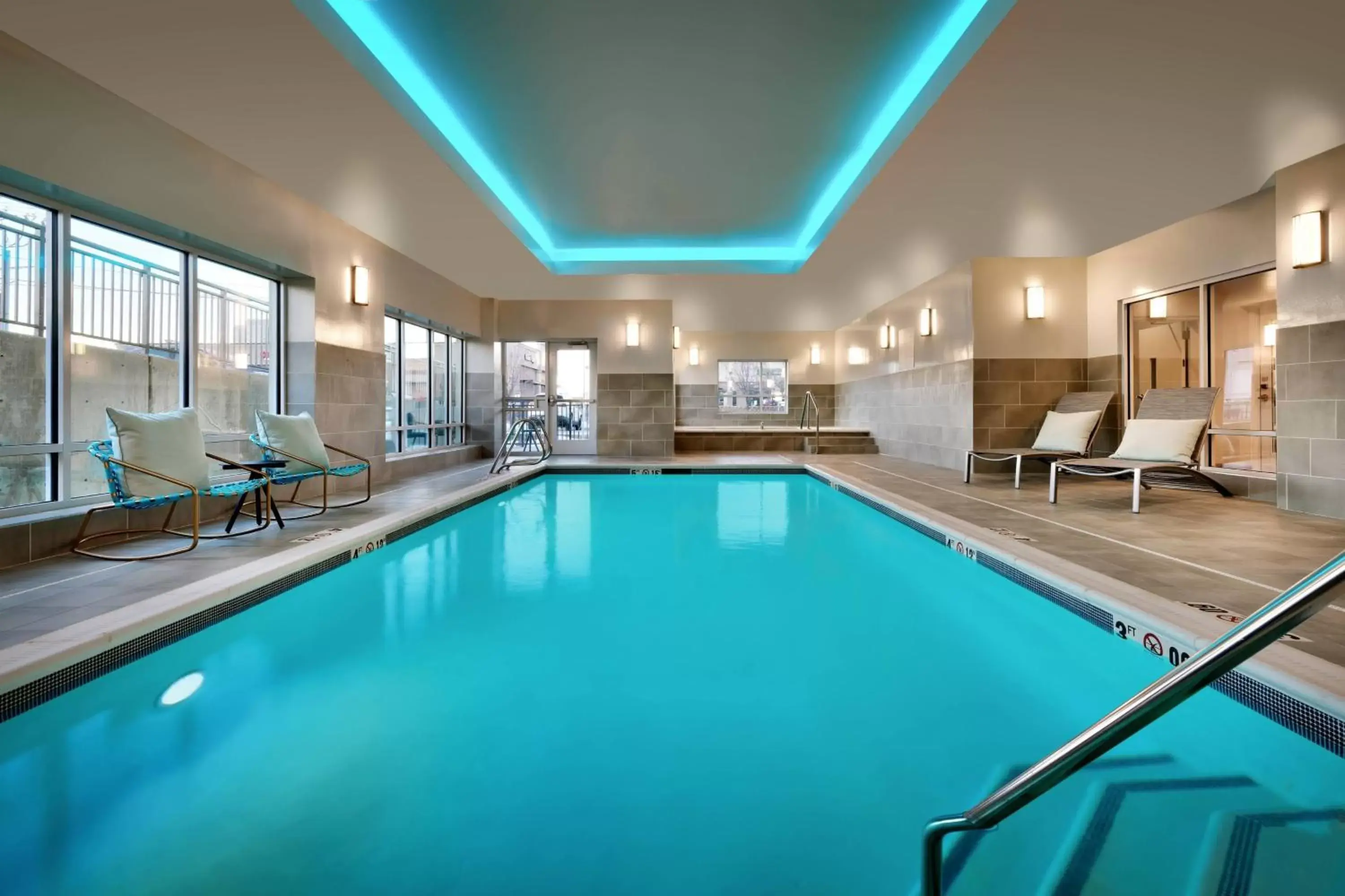 Swimming Pool in TownePlace Suites Salt Lake City Murray