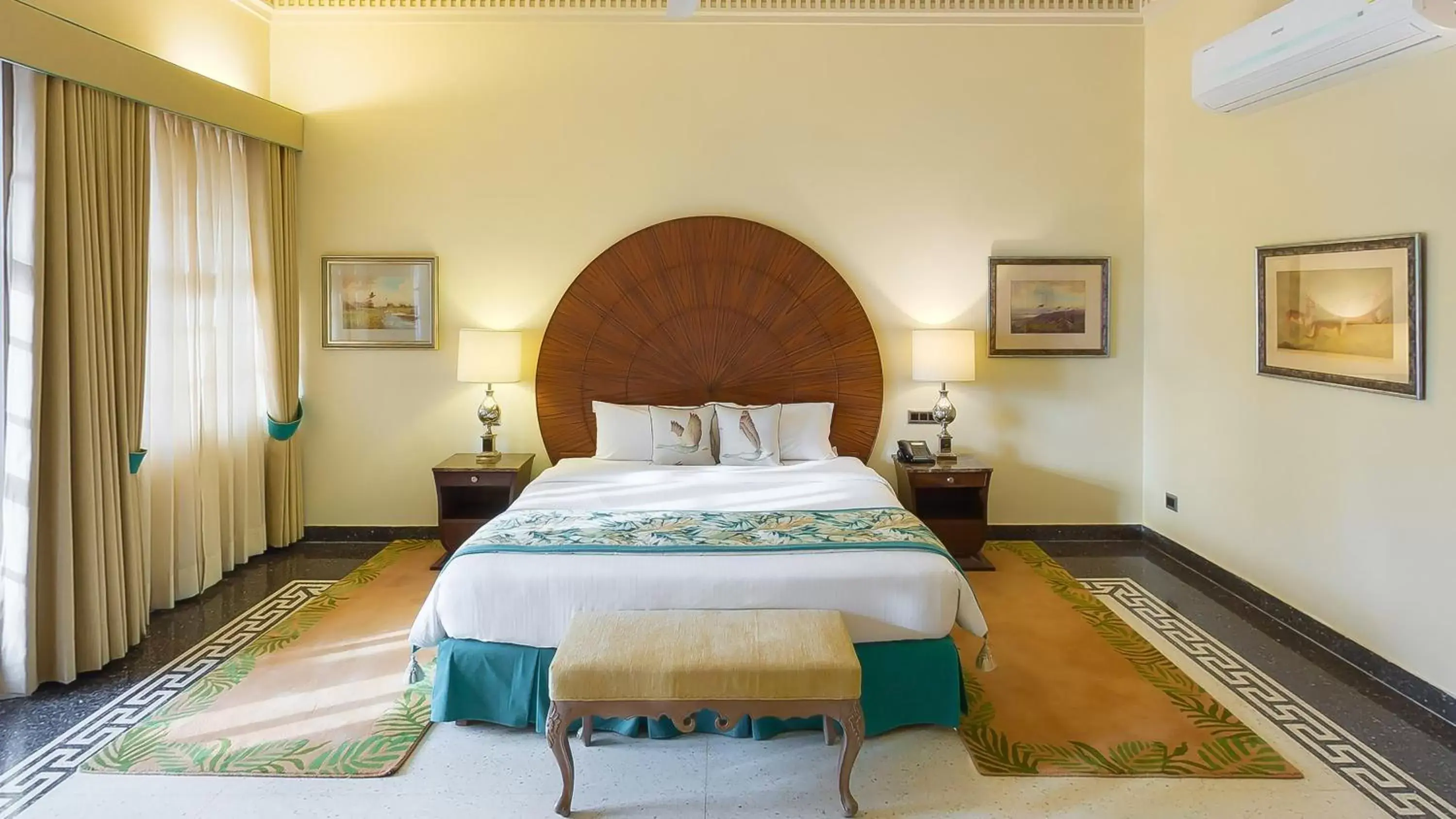Bed in Ramgarh Lodge, Jaipur – IHCL SeleQtions