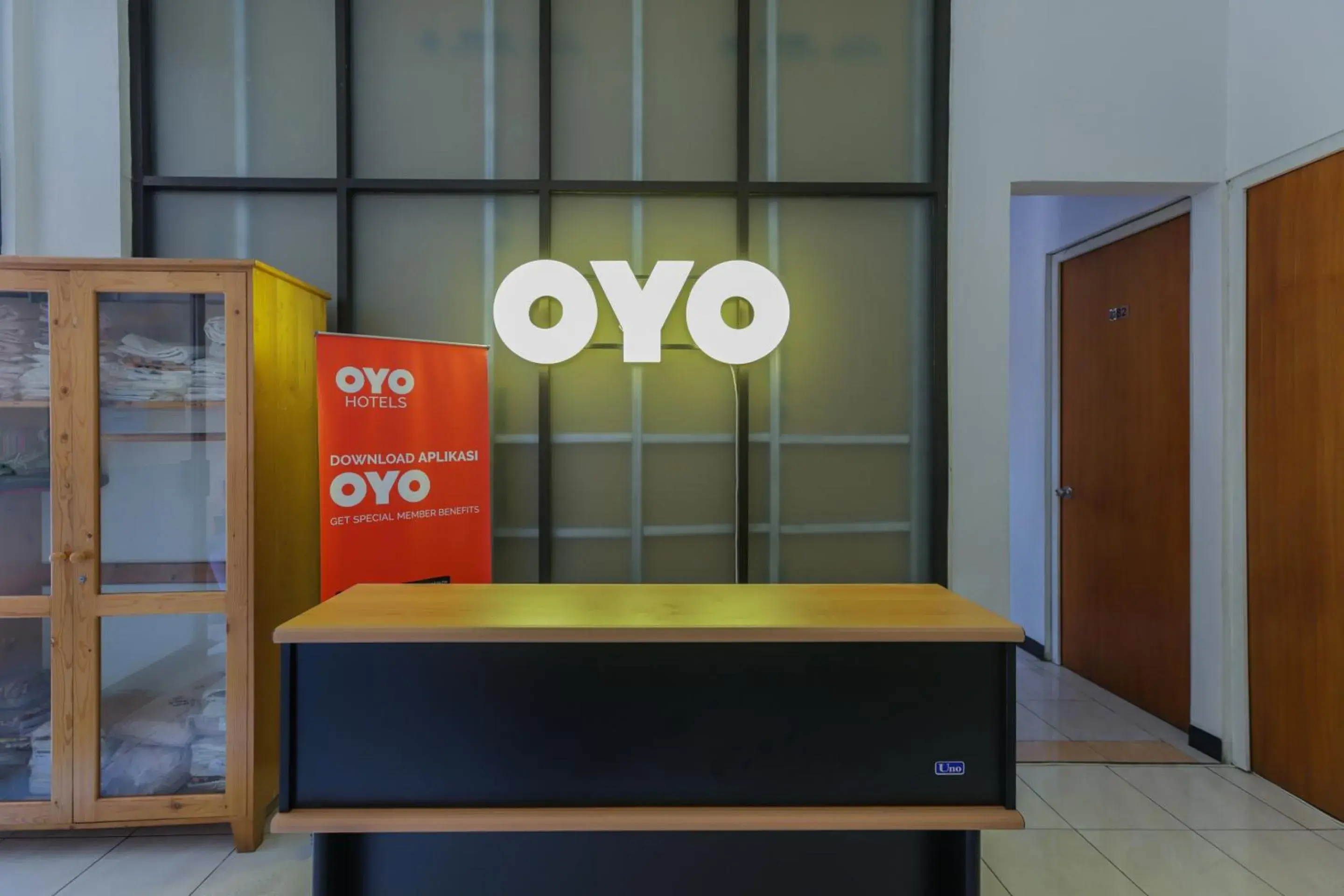 Lobby or reception in OYO 866 Idola Residence