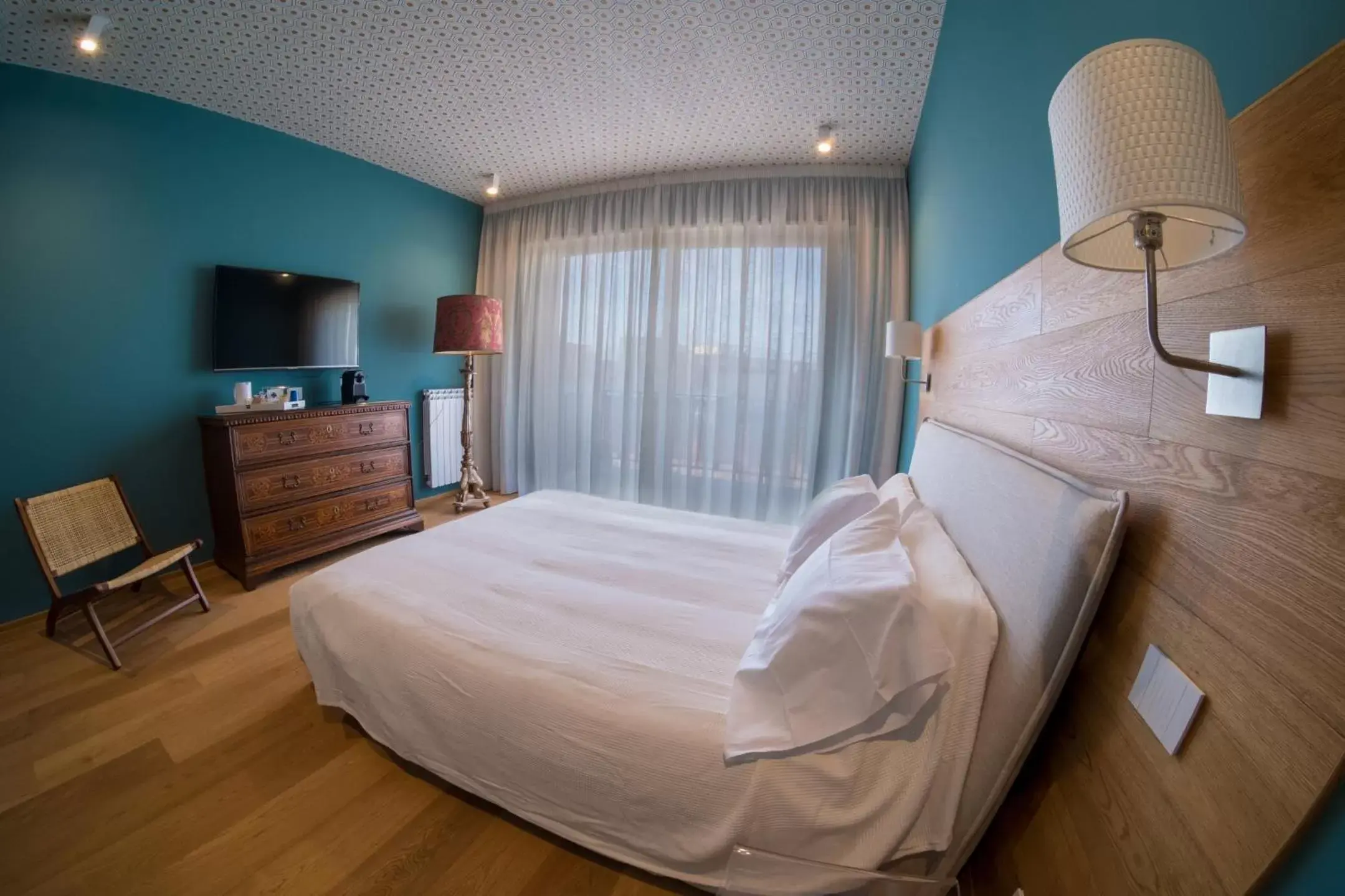 Bed in Gaya resort