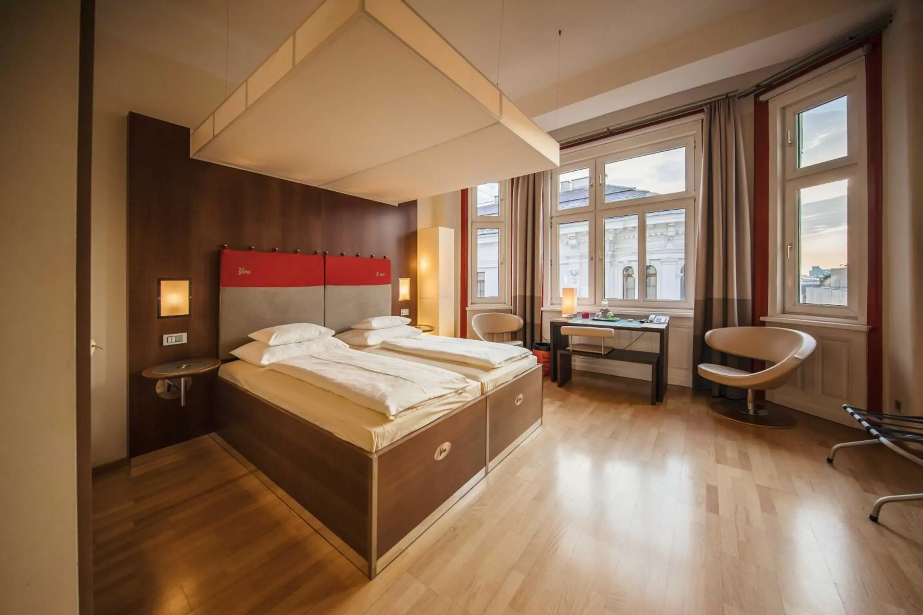 Photo of the whole room, Bed in Hotel Rathaus - Wein & Design