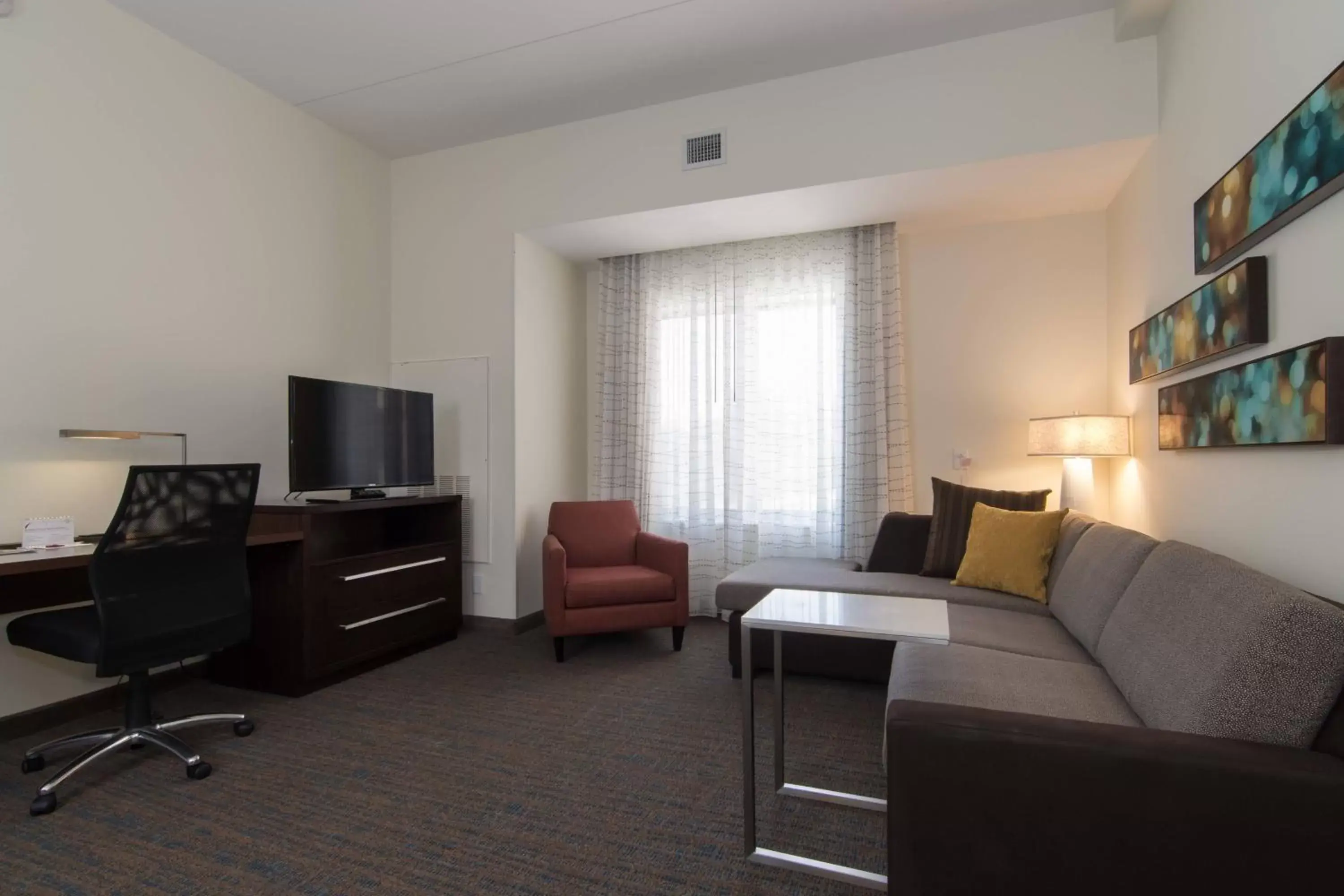 Living room, Seating Area in Residence Inn Raleigh-Durham Airport/Brier Creek