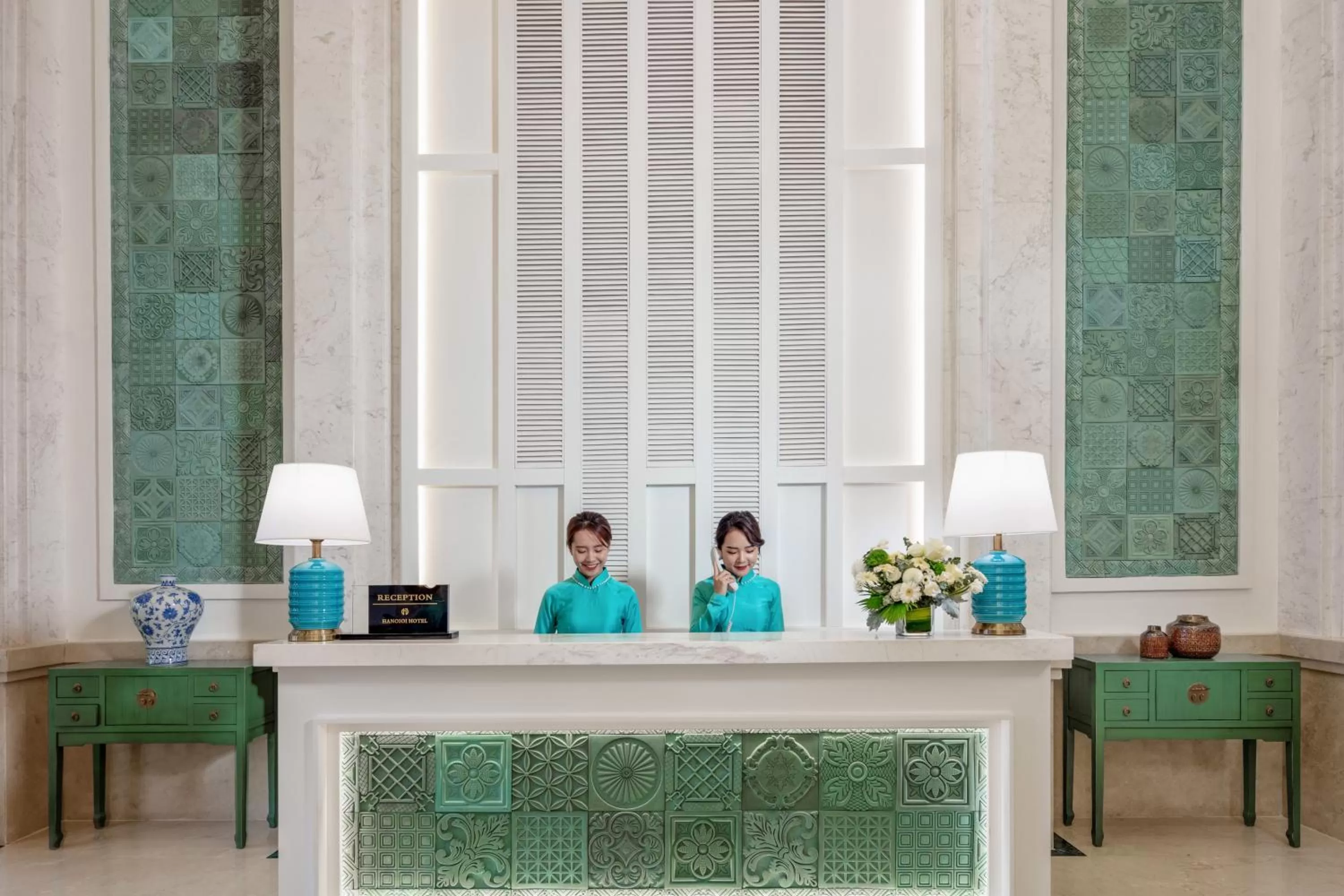 Staff in Minasi HanoiOi Lakeside Hotel