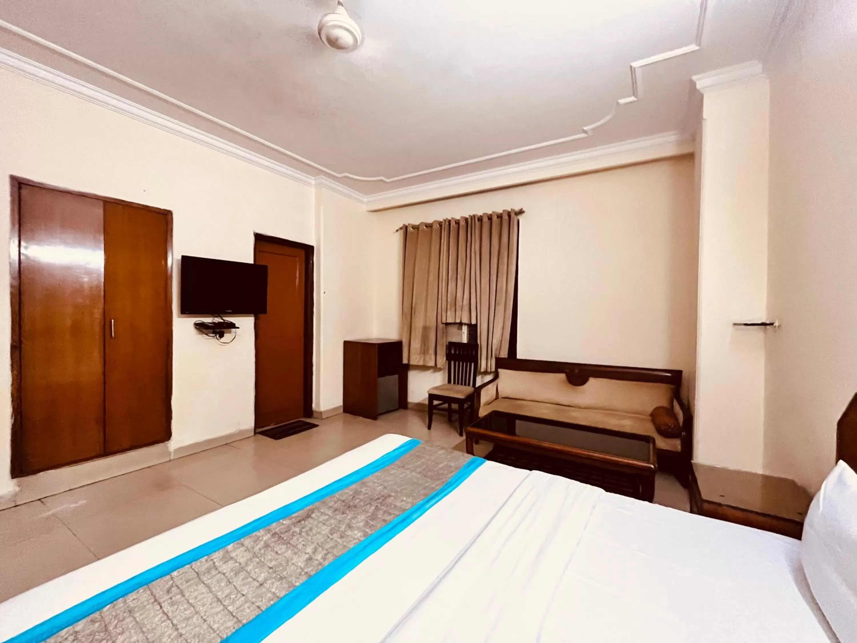 Bed in Ashoka Hotel Karol Bagh Delhi