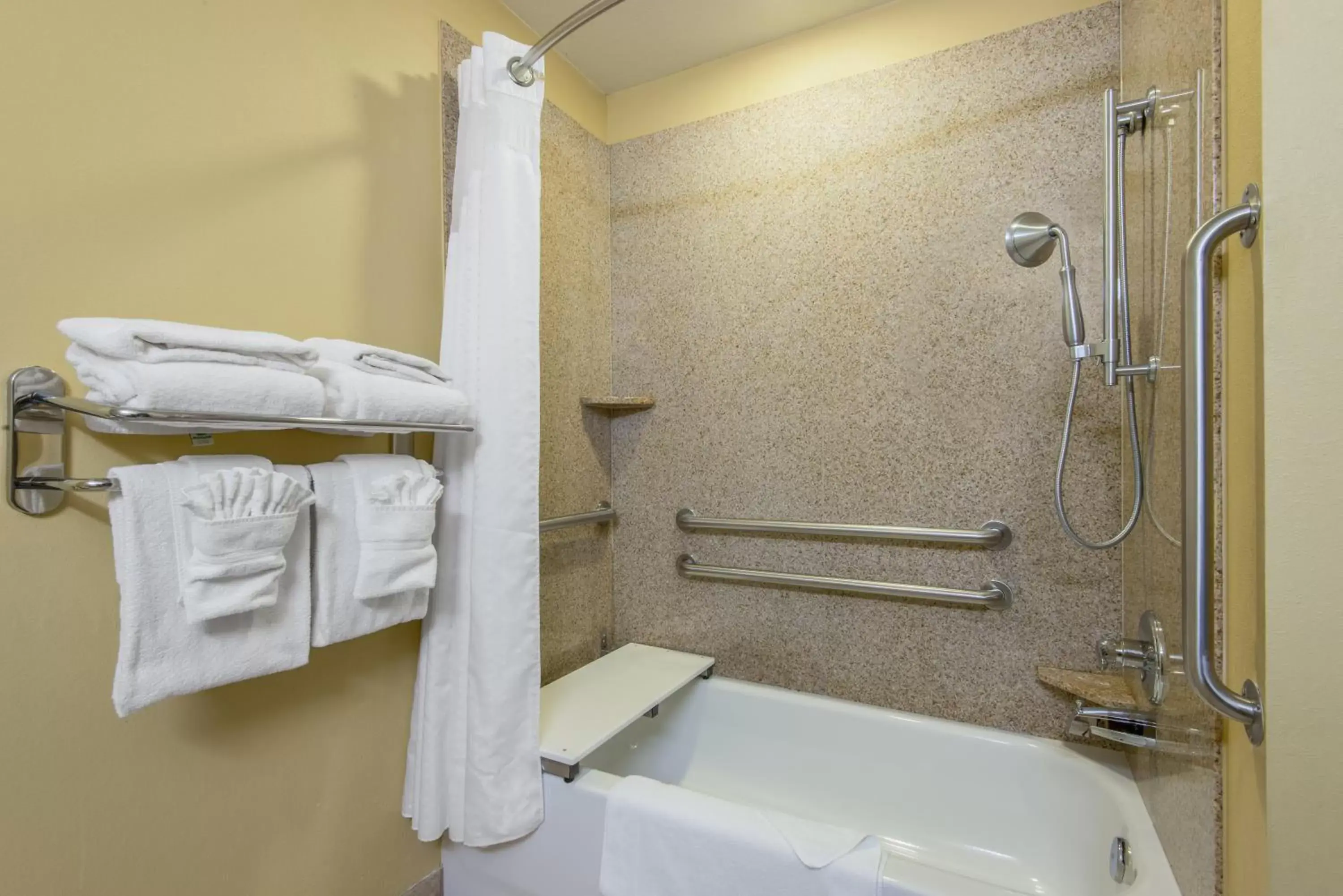 Photo of the whole room, Bathroom in Holiday Inn Express Enid-Highway 412, an IHG Hotel