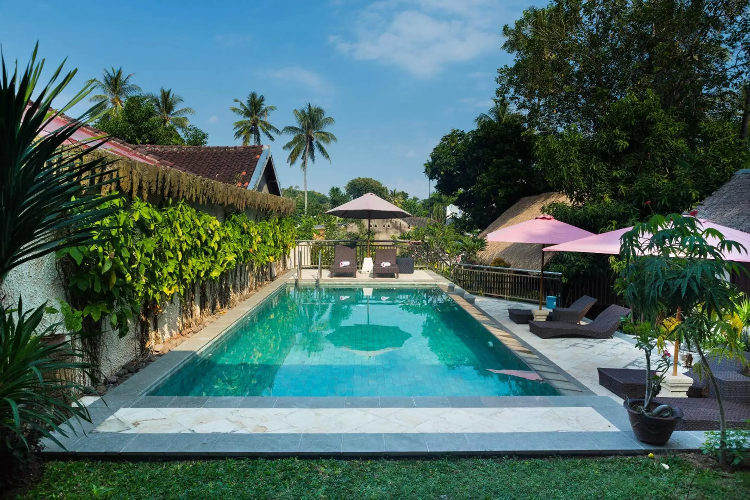 Swimming Pool in Senggigi Cottages Lombok