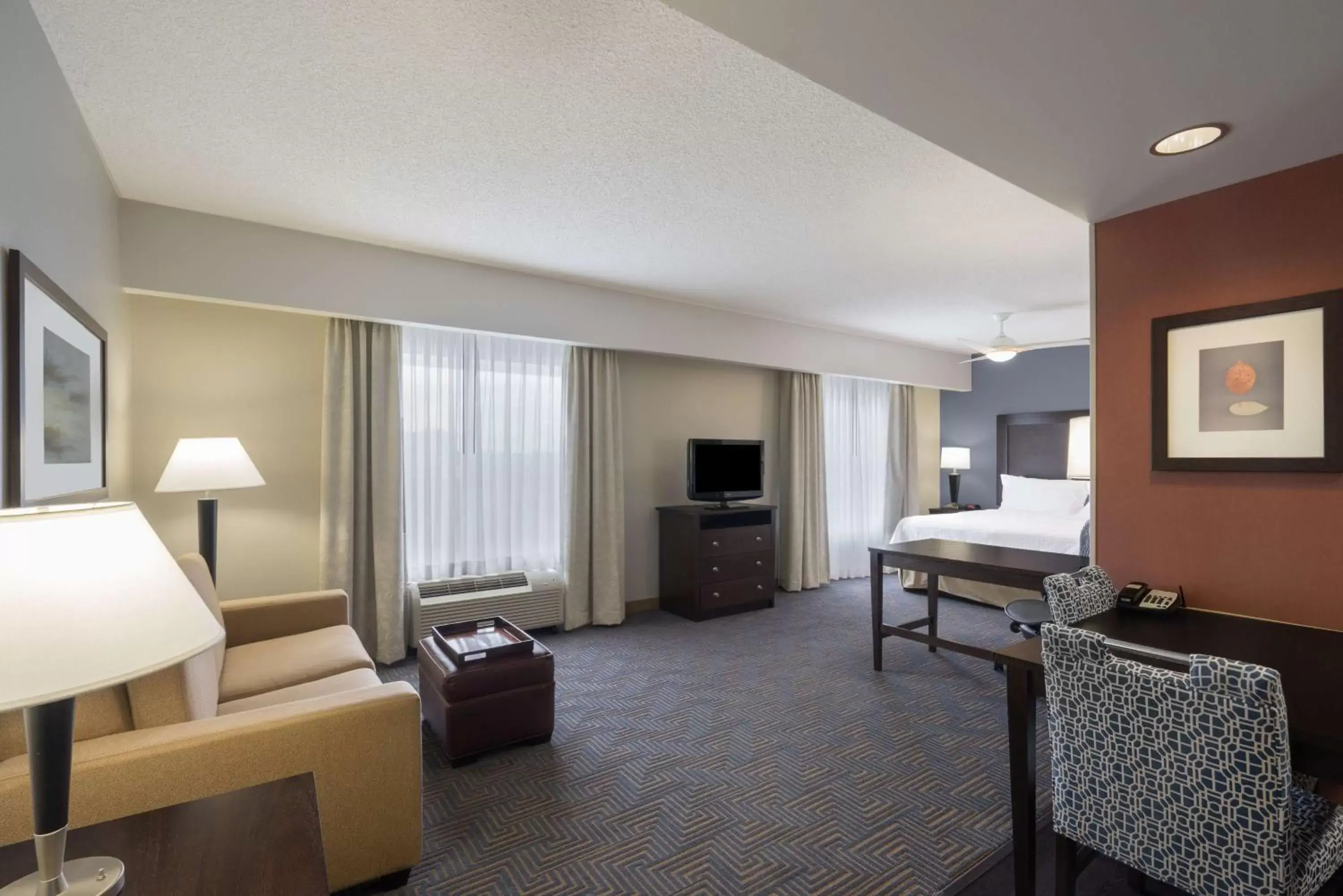 Living room, Seating Area in Homewood Suites by Hilton Louisville-East