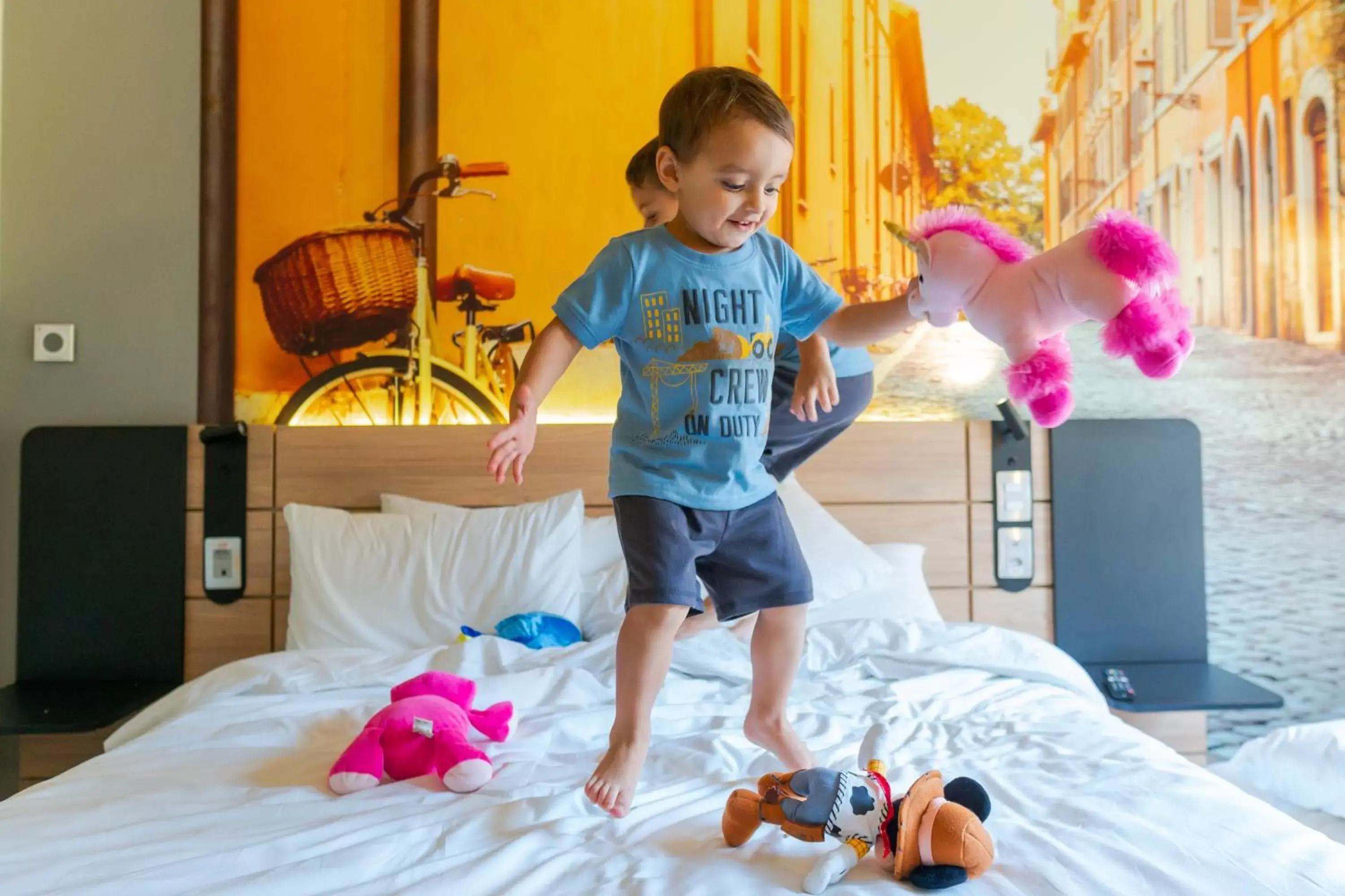 Property building, Children in Novotel Curitiba Batel