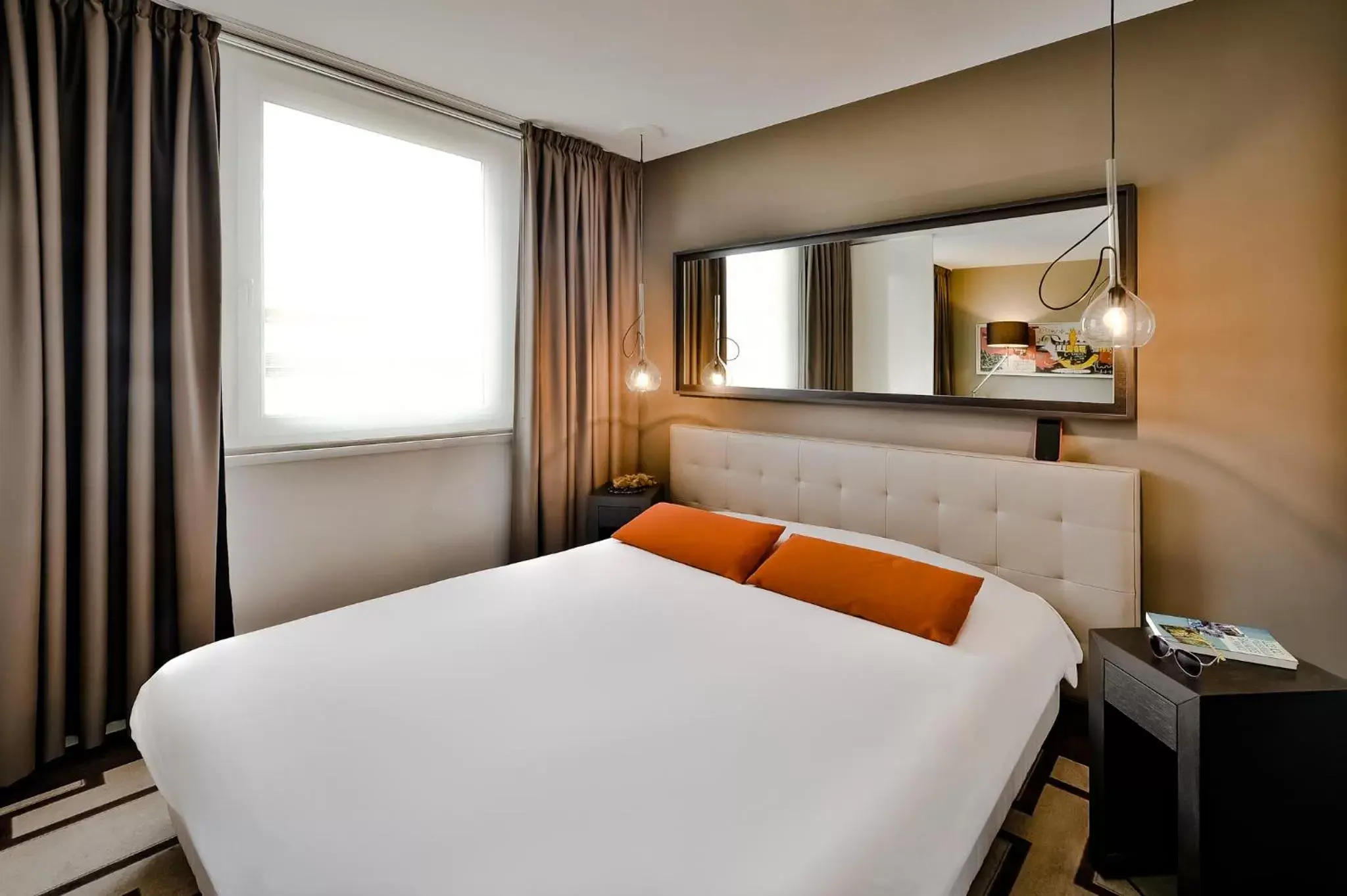 Bedroom, Bed in Adagio Grenoble Centre