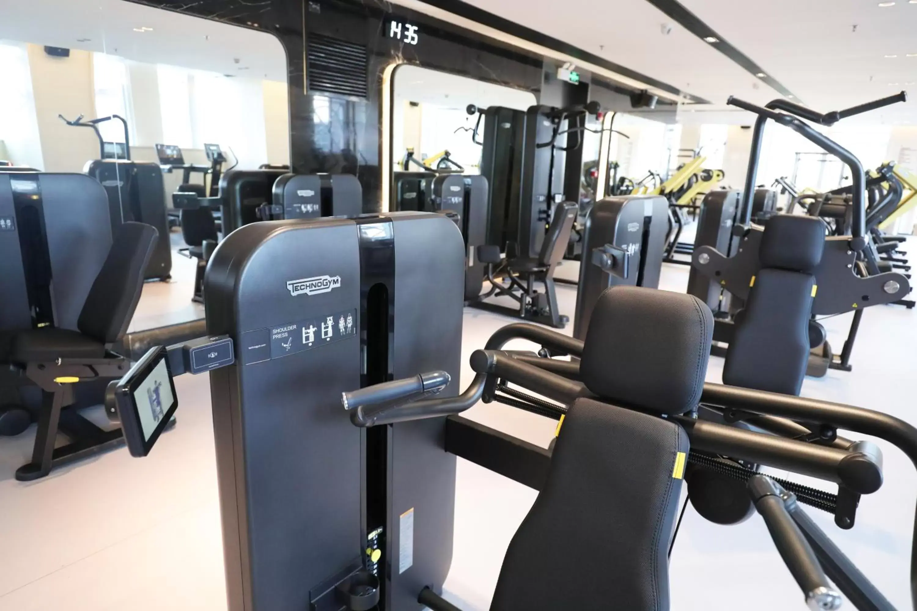 Fitness centre/facilities, Fitness Center/Facilities in Crowne Plaza - Shenzhen Futian, an IHG Hotel