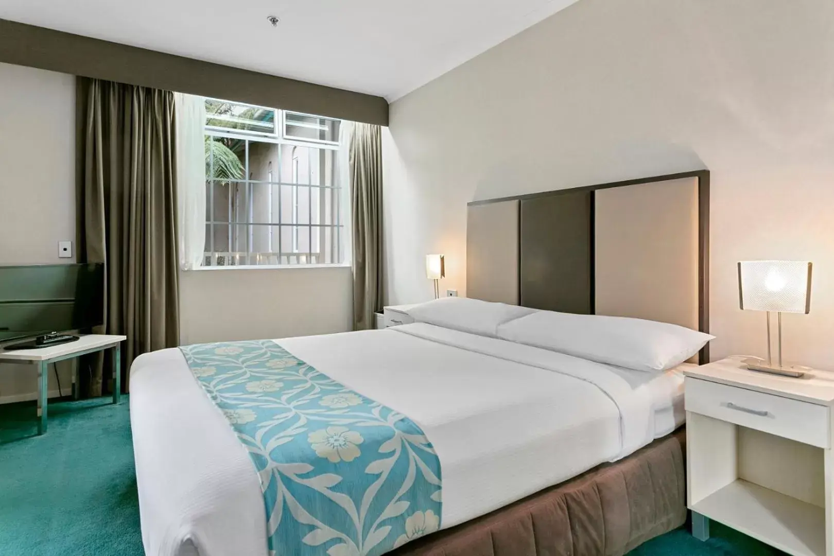 Bedroom, Bed in Wairakei Resort Taupo