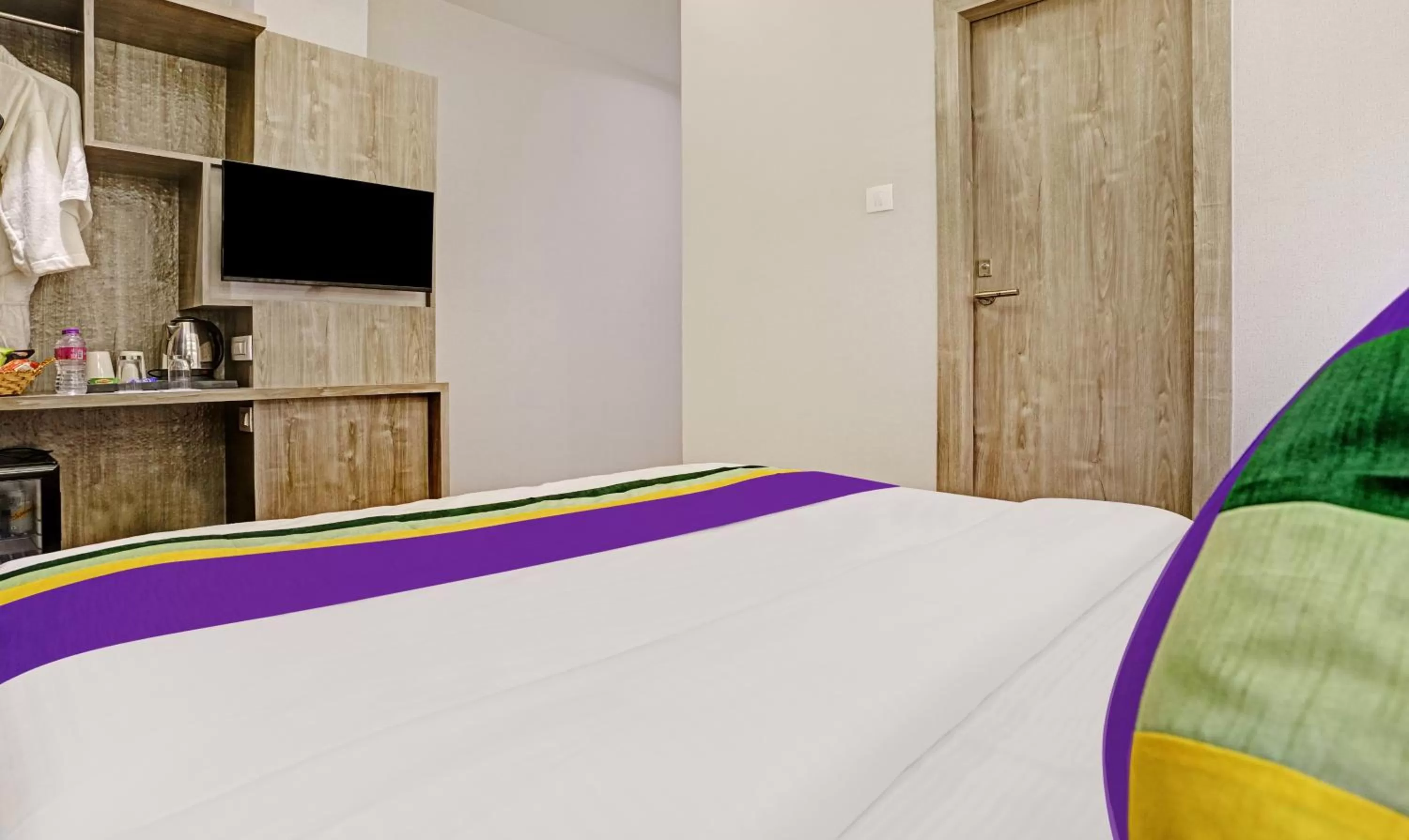 Bedroom, Bed in Treebo Premium Widlor Boutique