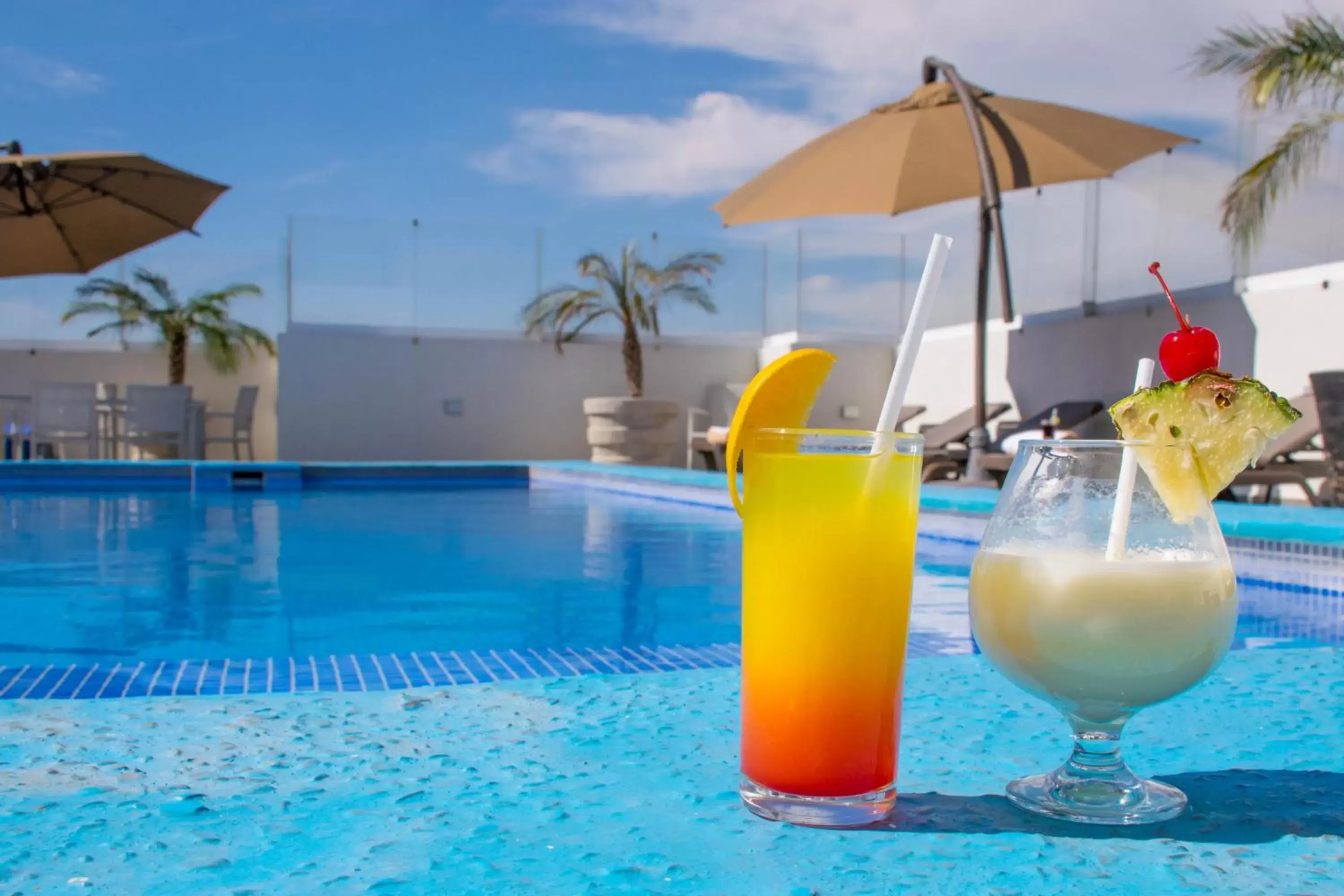 Swimming Pool in Hotel Stadium