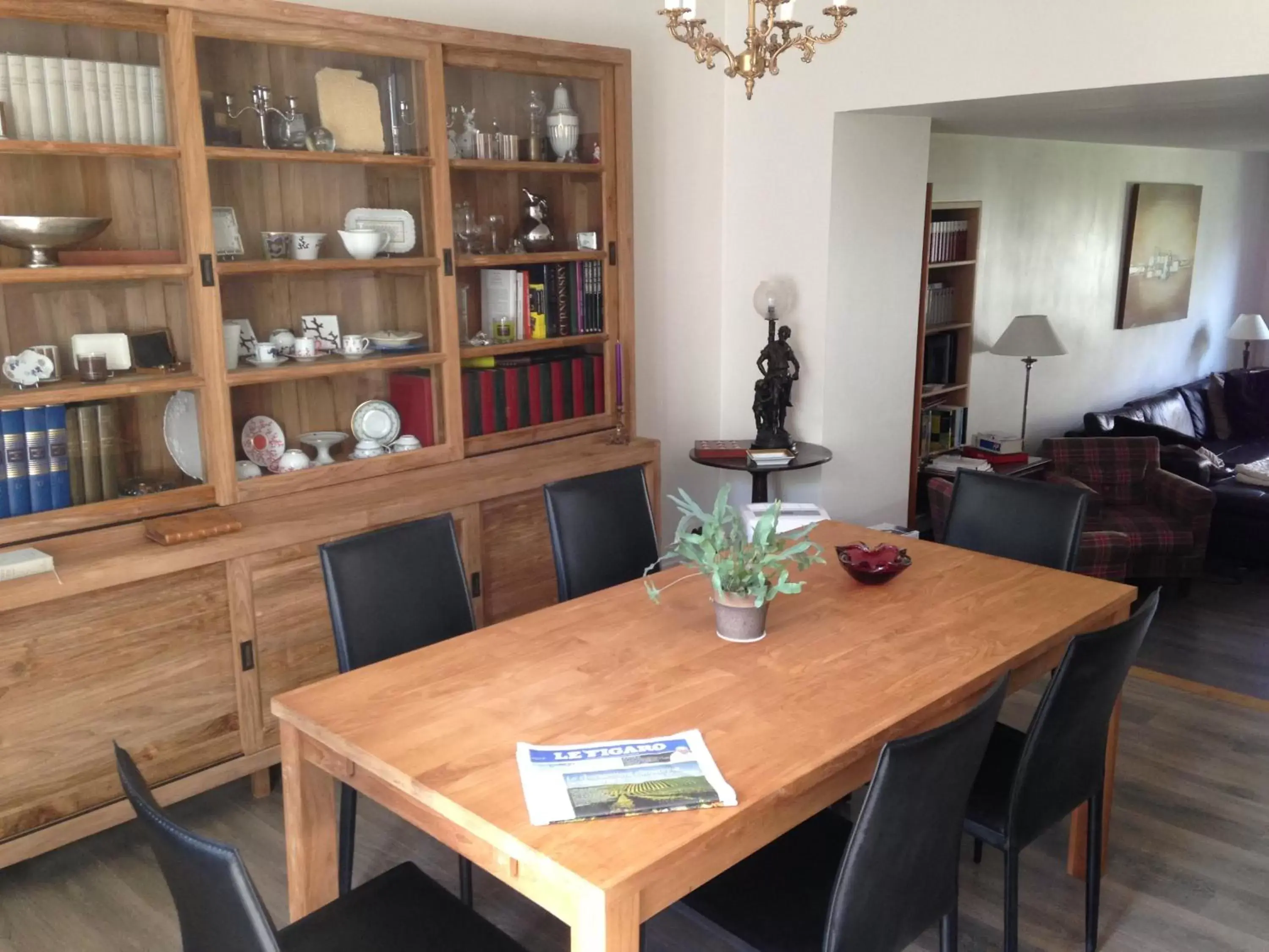 Area and facilities, Dining Area in Les Chambres Lauryvan