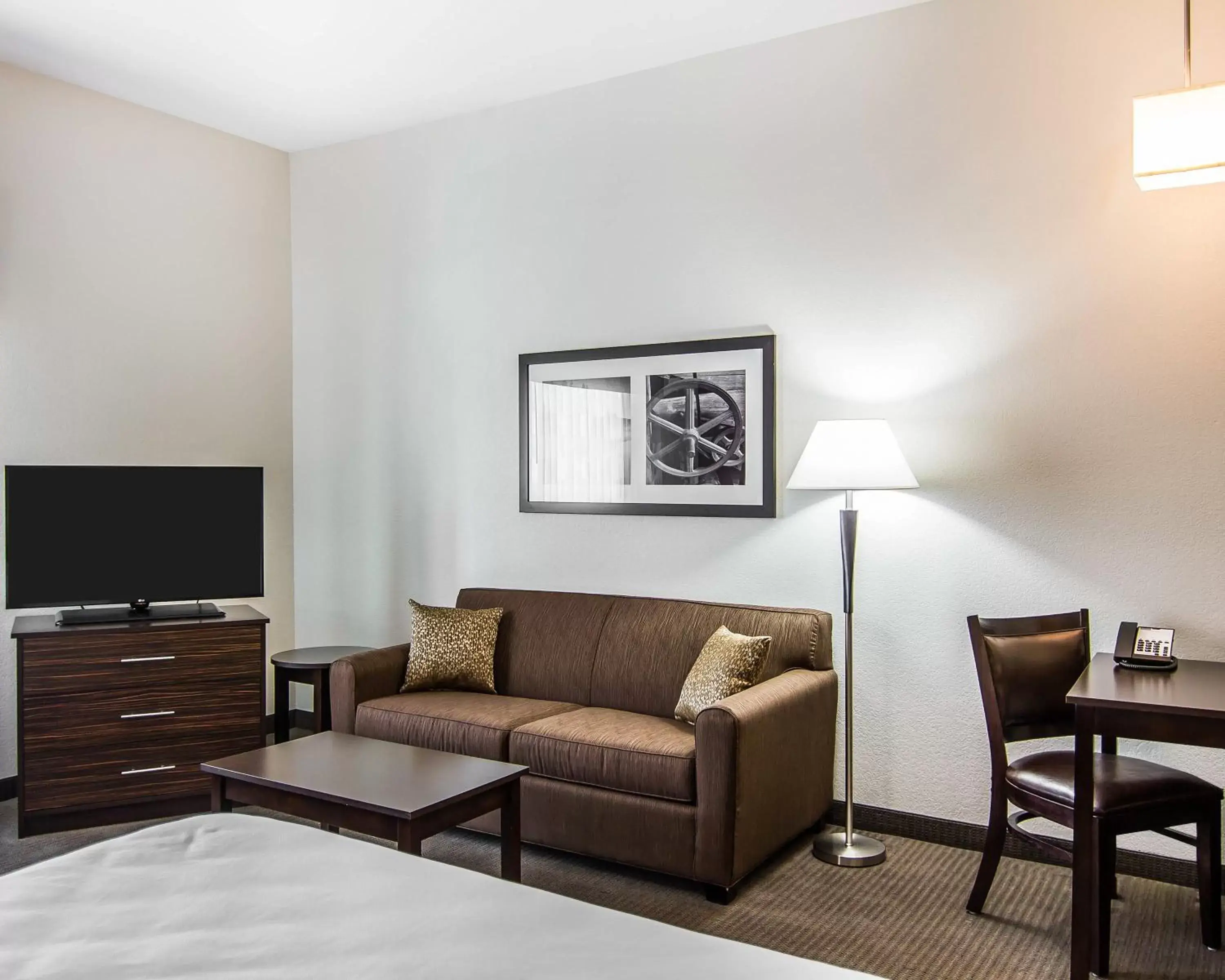 Living room, Seating Area in MainStay Suites Lufkin