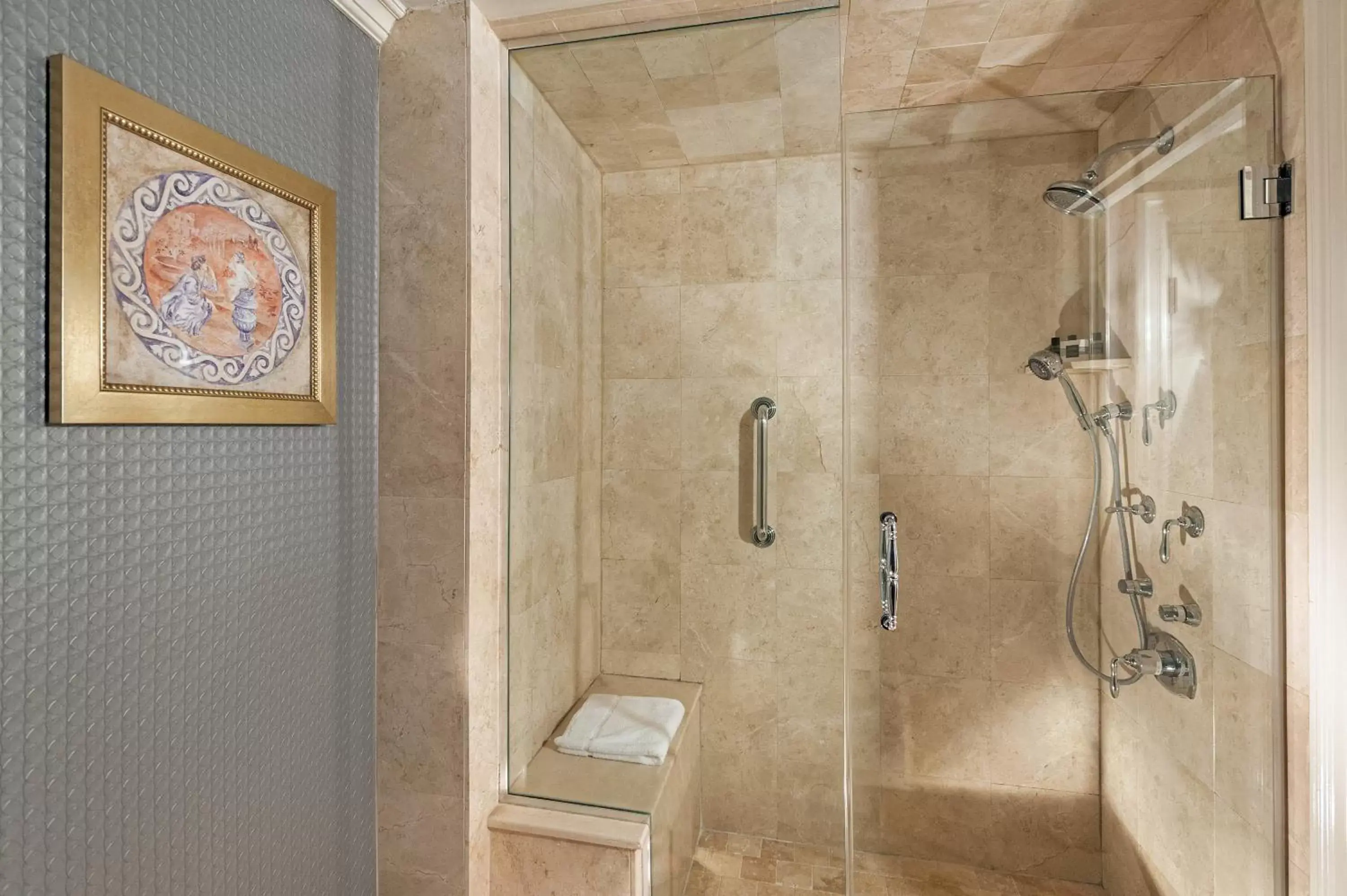 Studio King Suite in The Inn At Fox Hollow Hotel Studio King Suite in The Inn At Fox Hollow Hotel