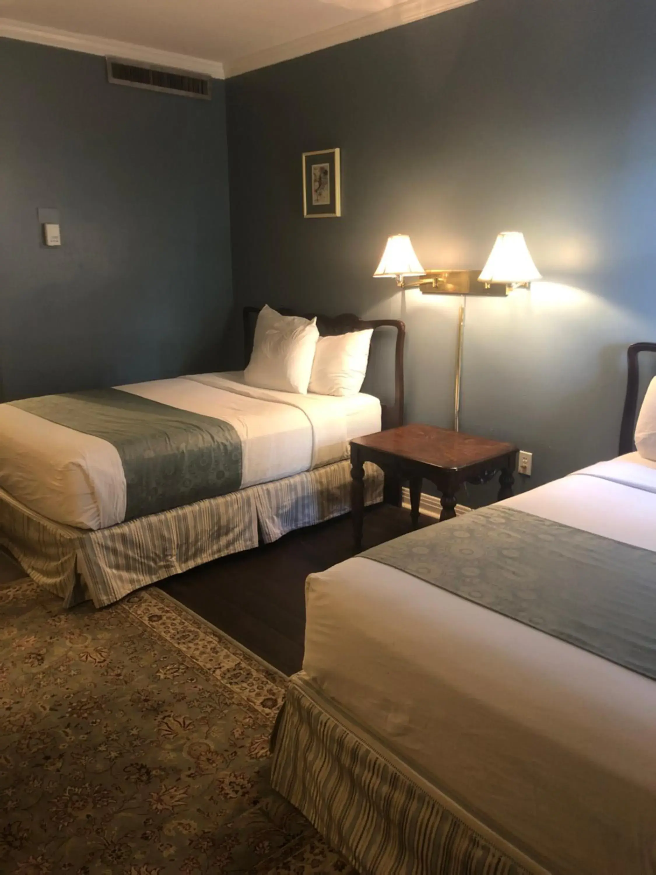 Bed in Malaga Inn