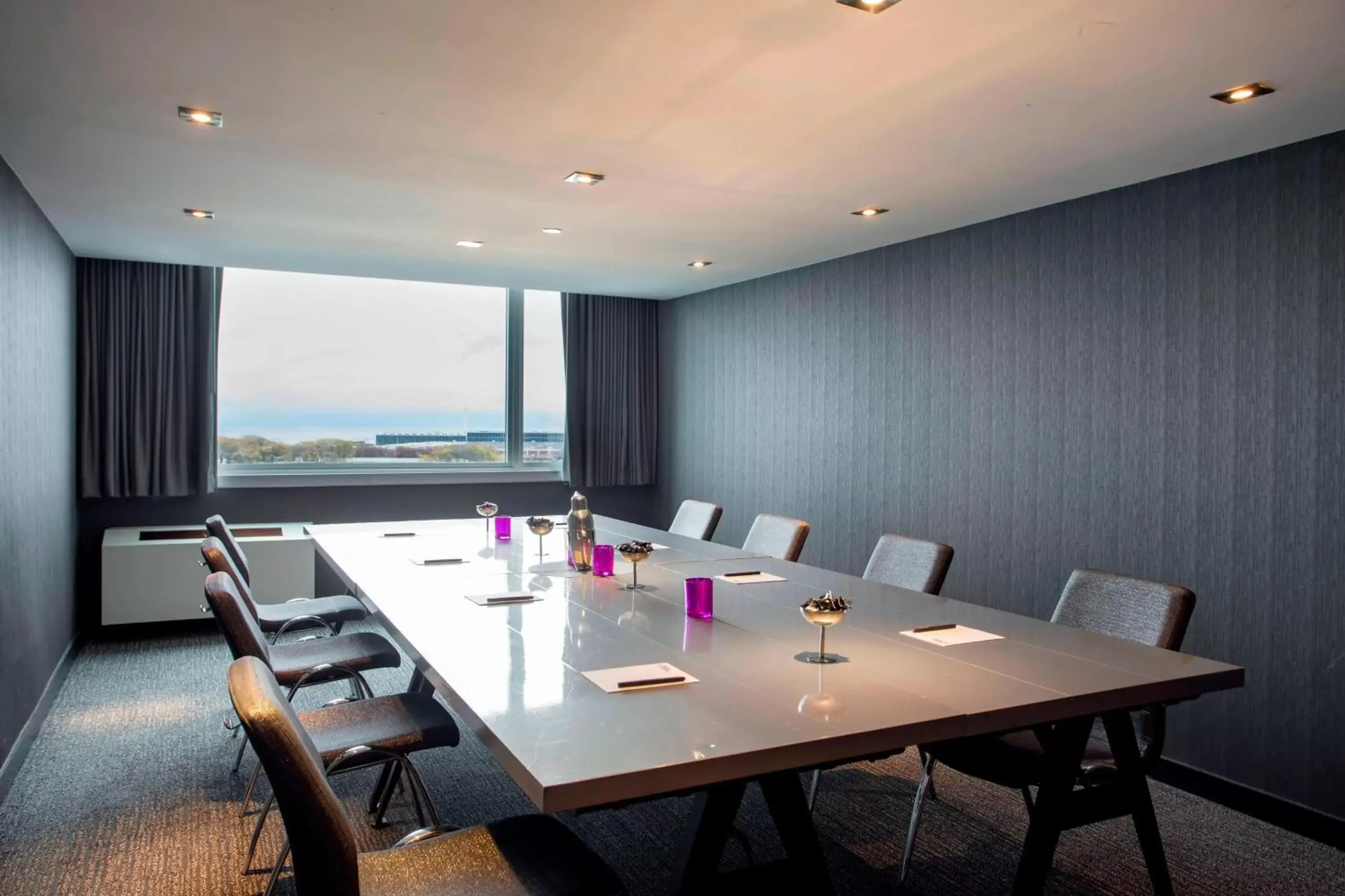 Meeting/conference room in W Chicago - Lakeshore