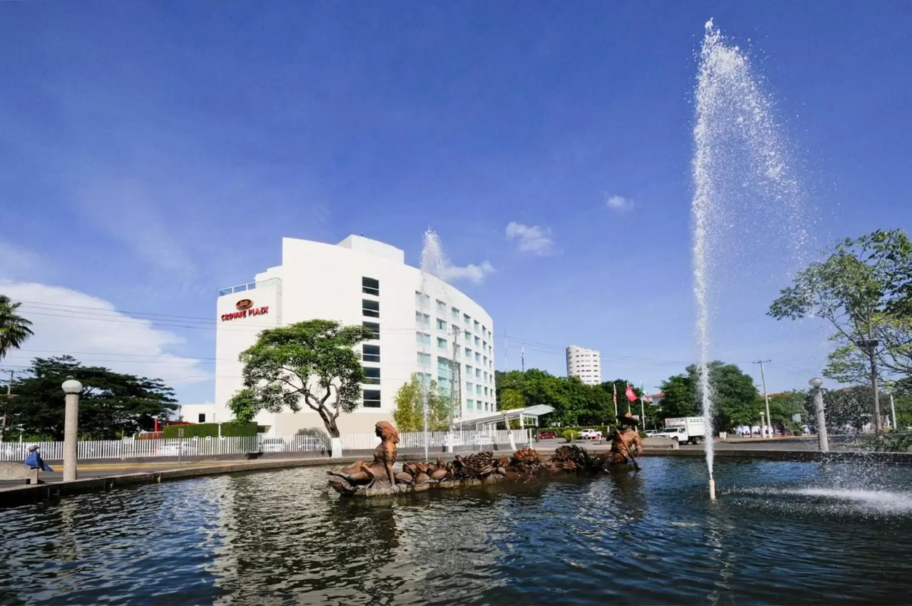 Property building, Swimming Pool in Crowne Plaza Villahermosa, an IHG Hotel