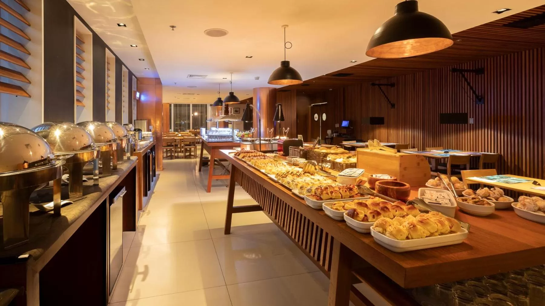 Restaurant/places to eat in Venit Barra Hotel