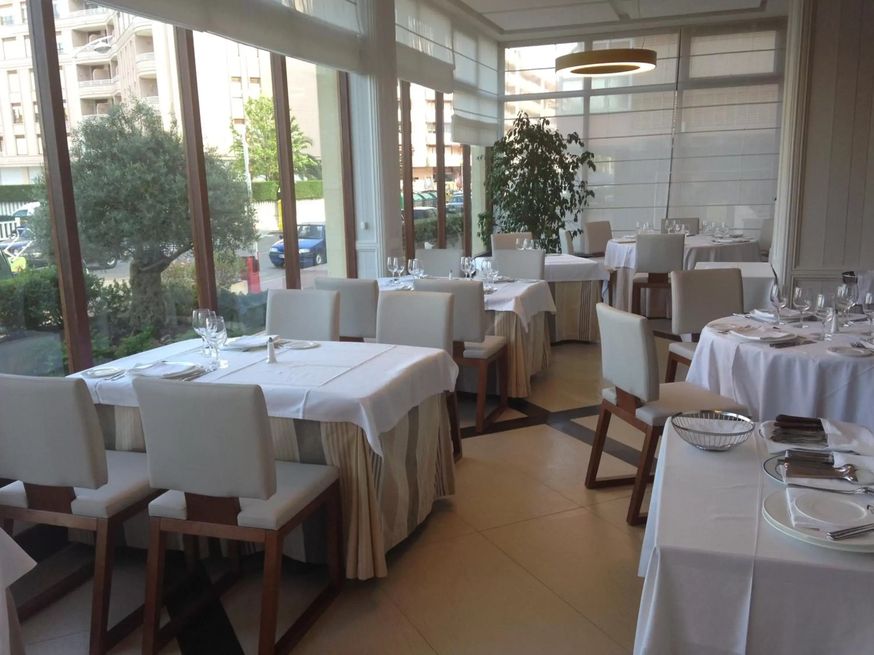 Restaurant/Places to Eat in Las Rocas Playa Hotel