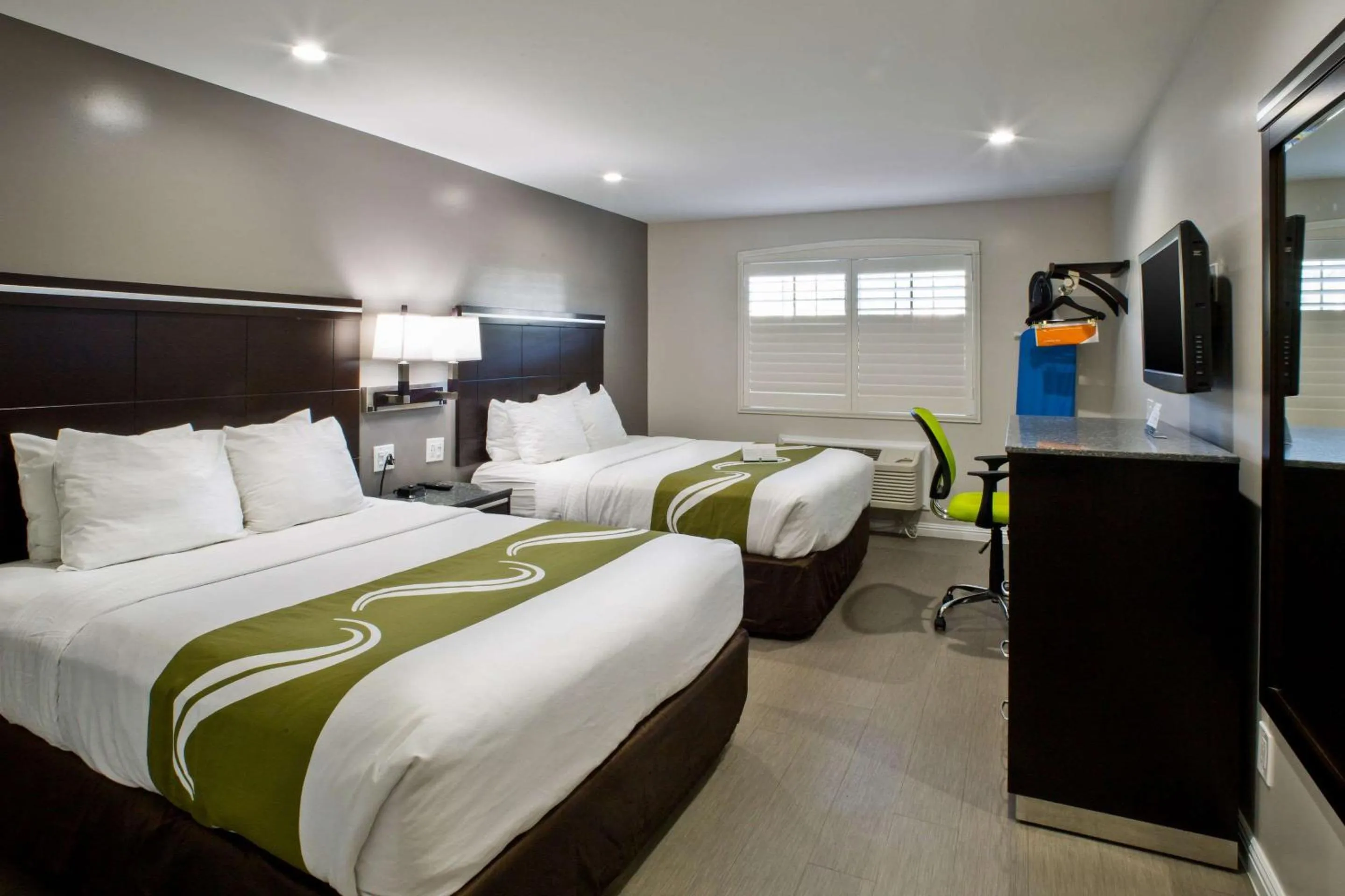 Photo of the whole room, Bed in Bay Area Inn & Suites