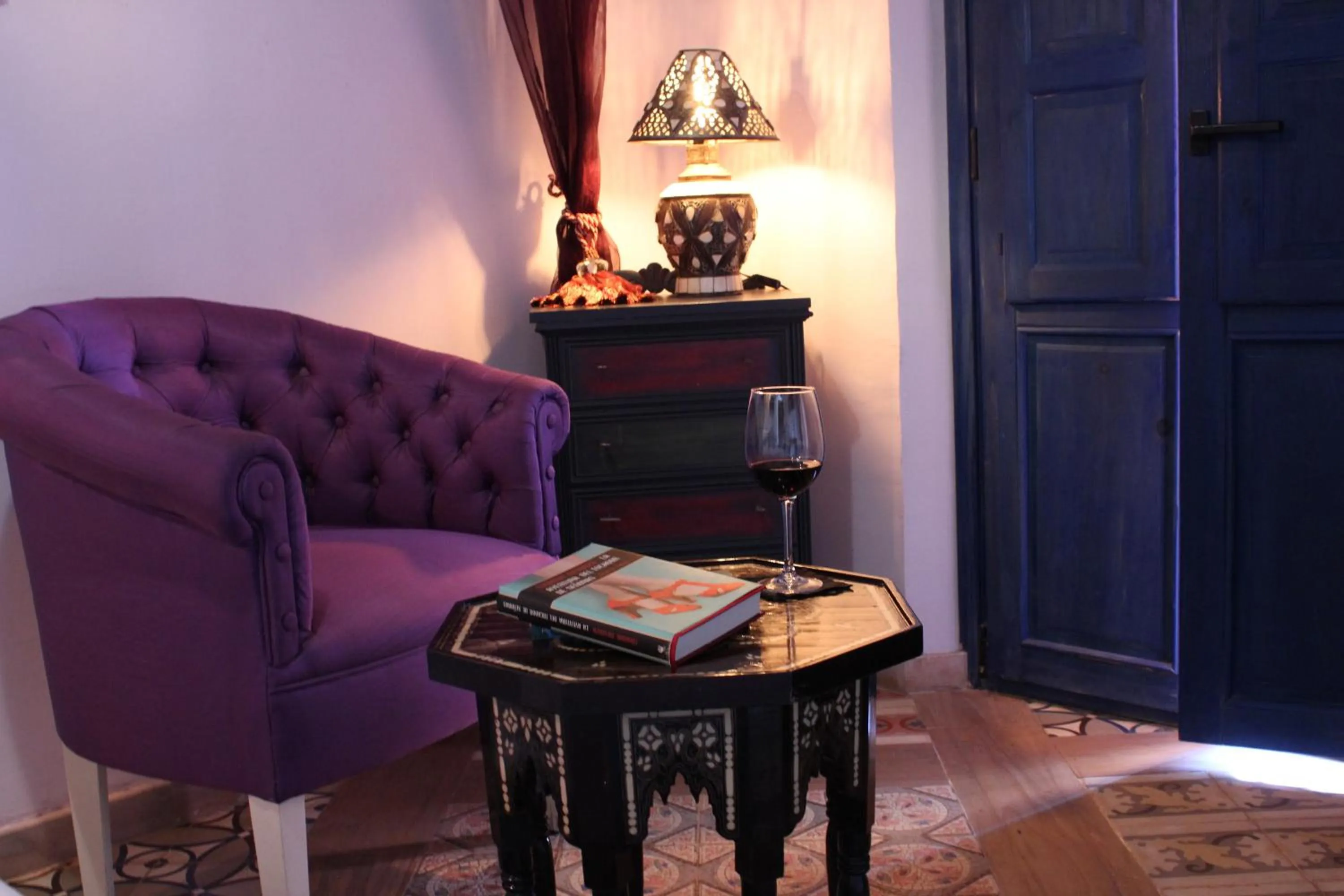 Decorative detail in Hotel la Boheme