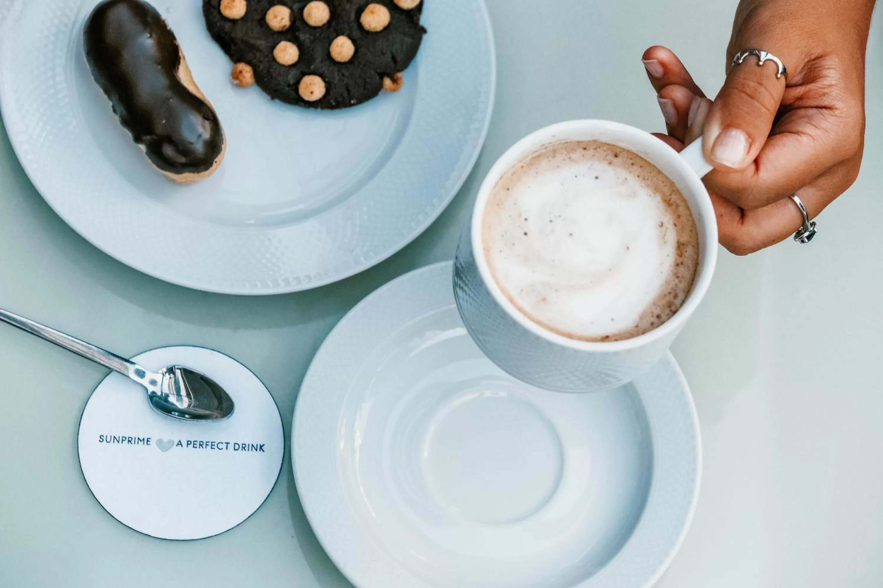 Coffee/tea facilities in Sunprime C-Lounge - Adult Only