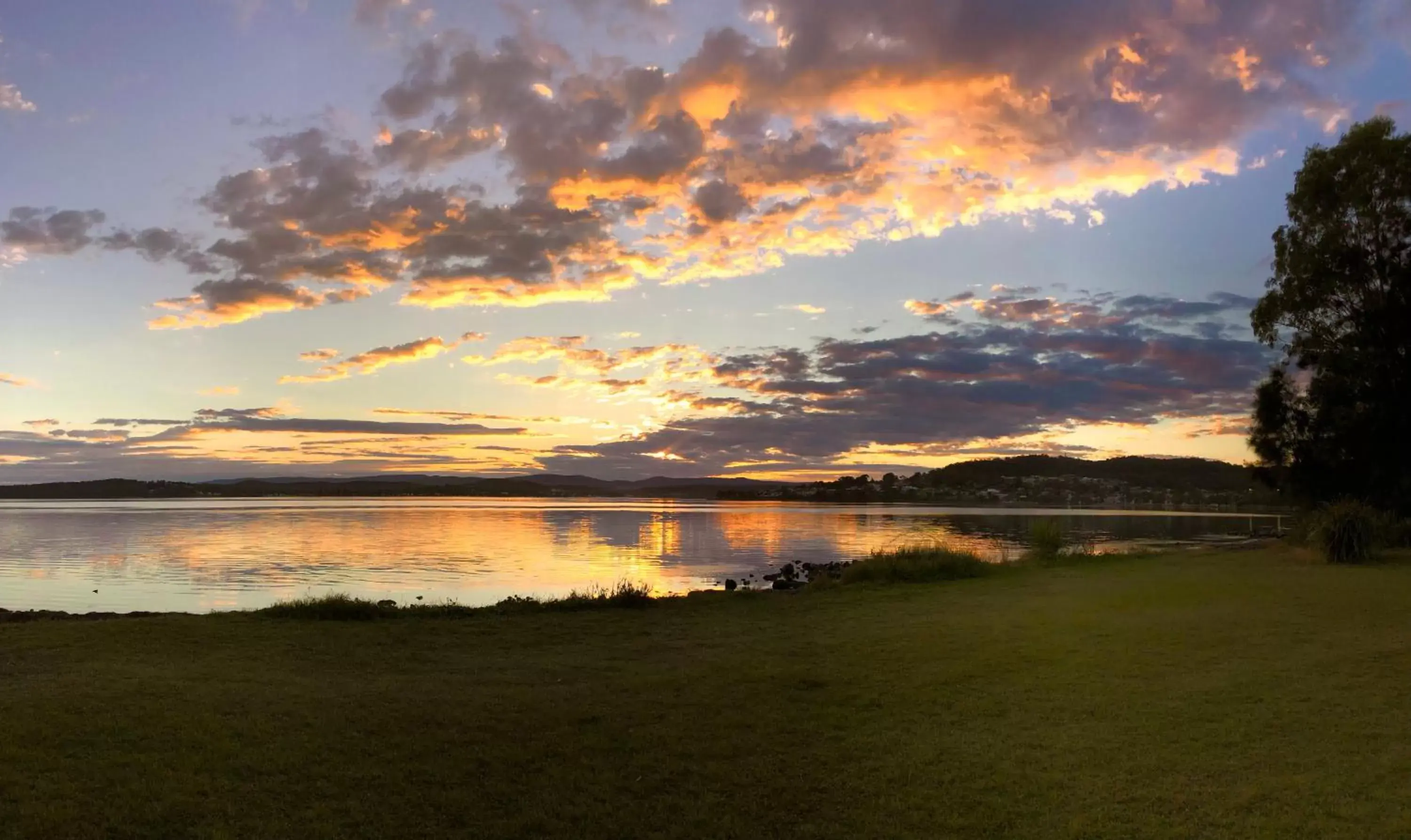 Natural landscape, Sunrise/Sunset in The Esplanade Motel