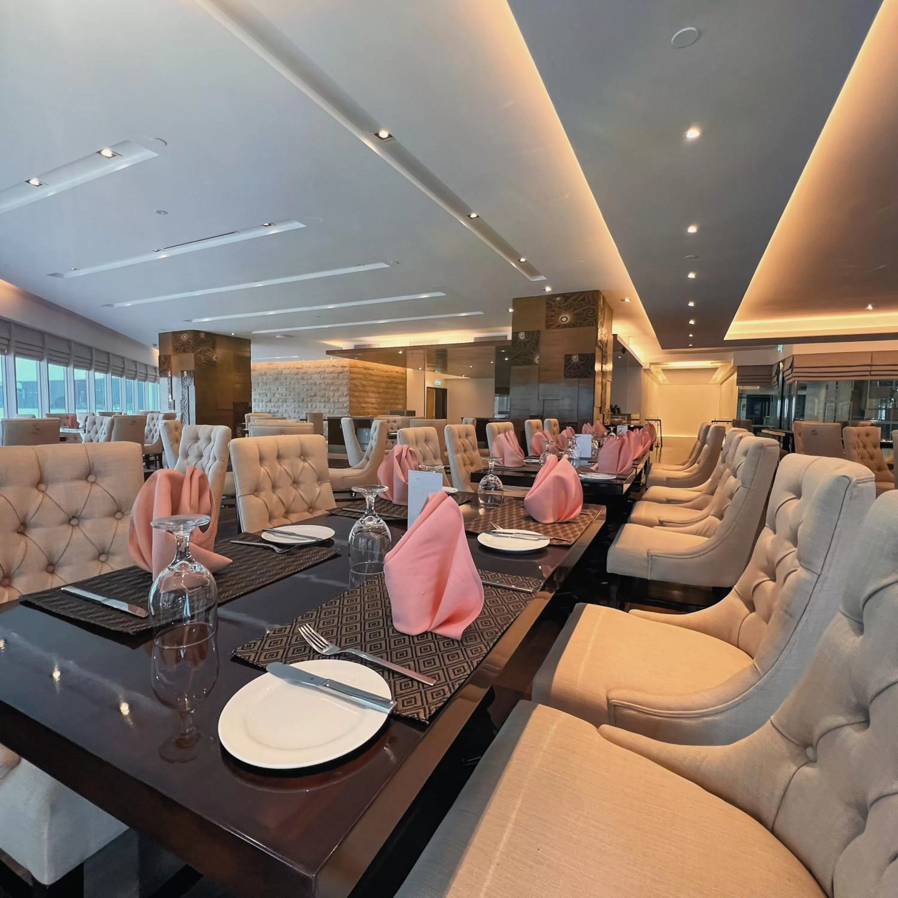 Puteri Wing - Riverside Majestic Hotel