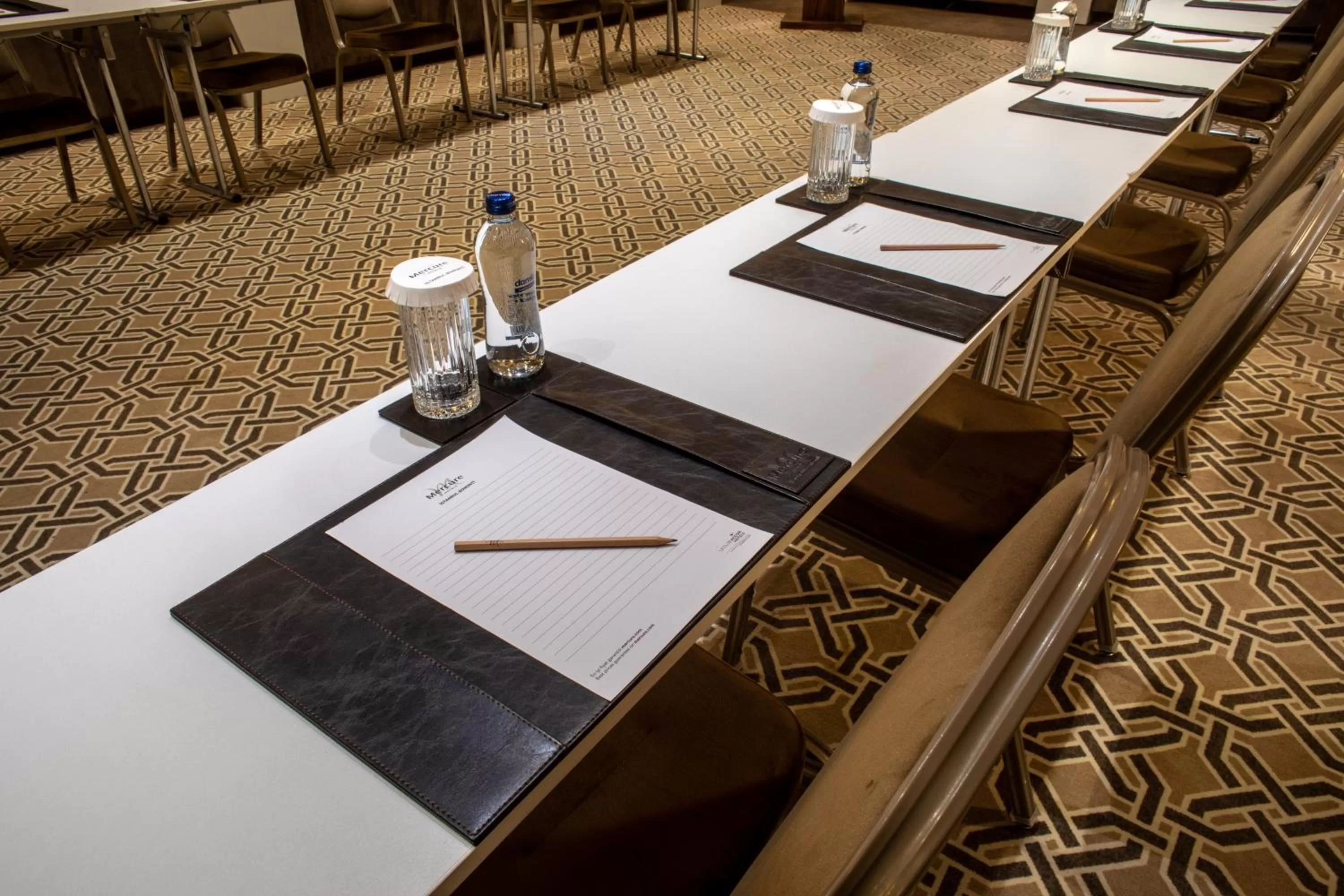 Meeting/conference room in Mercure Istanbul Bomonti