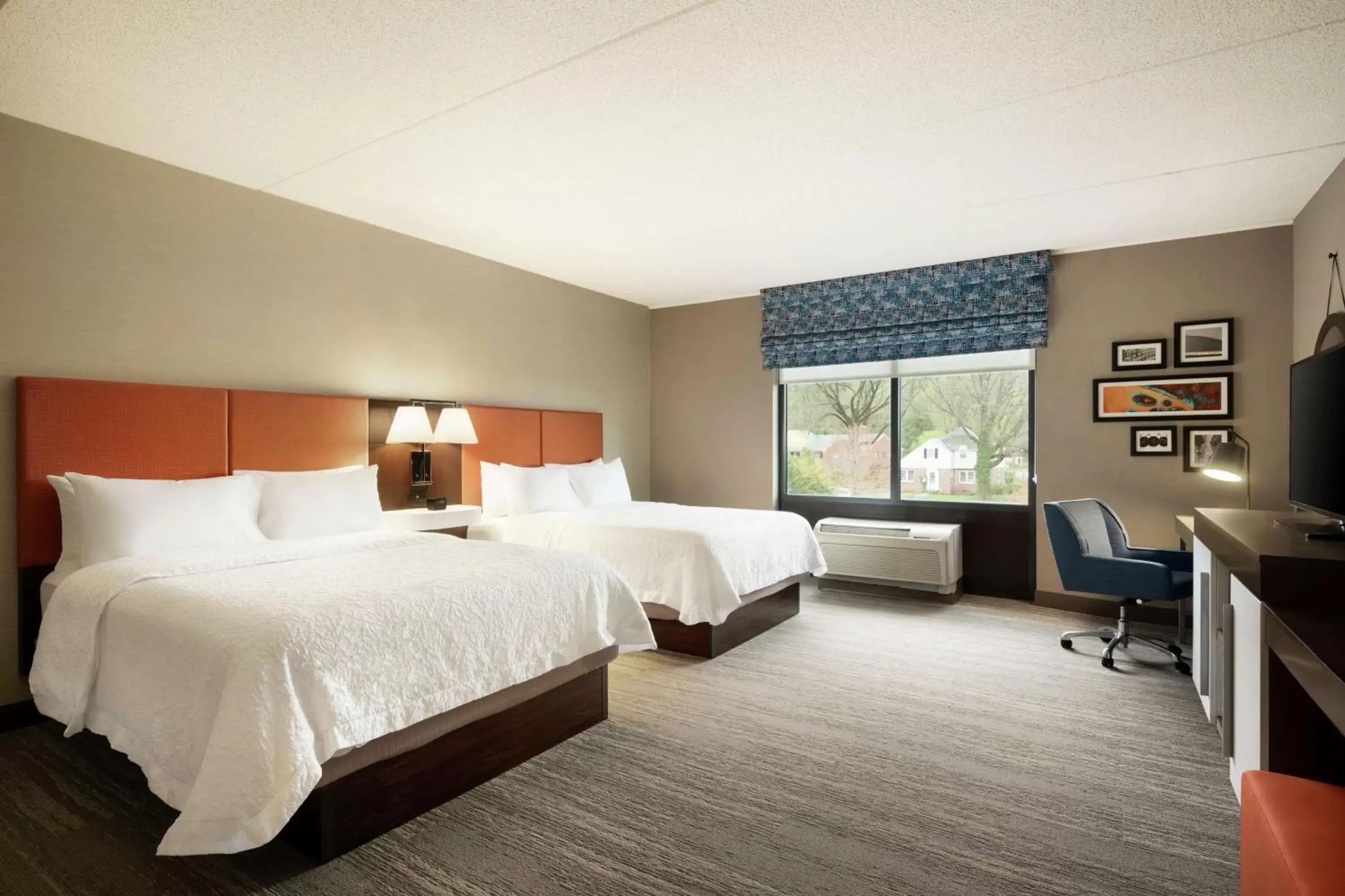 Bedroom, Bed in Hampton Inn & Suites Ephrata - Mountain Springs