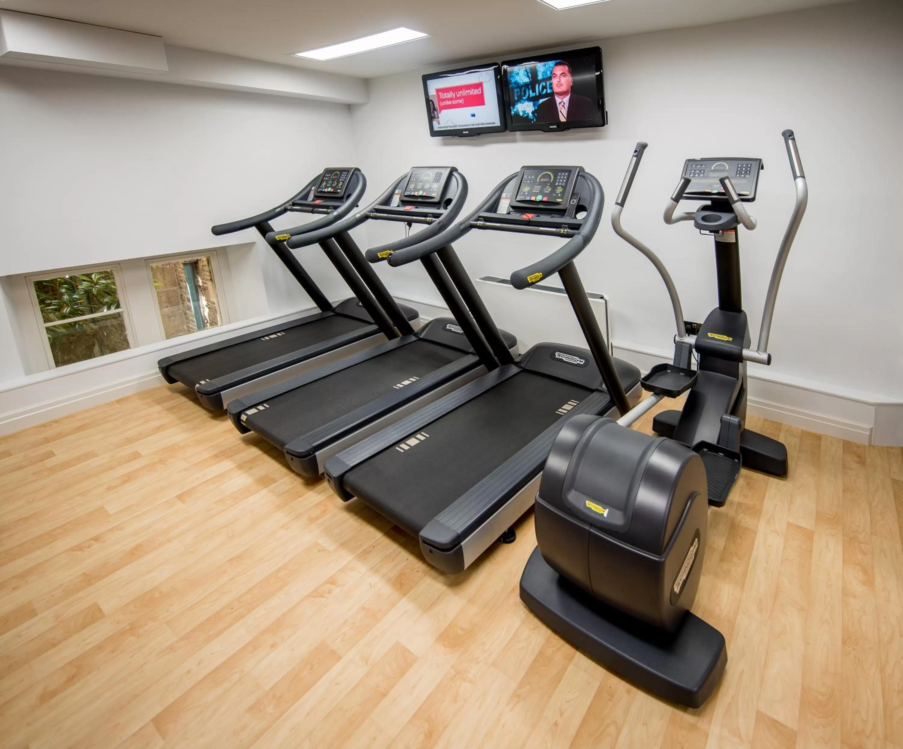 Fitness centre/facilities in De Vere Tortworth Court
