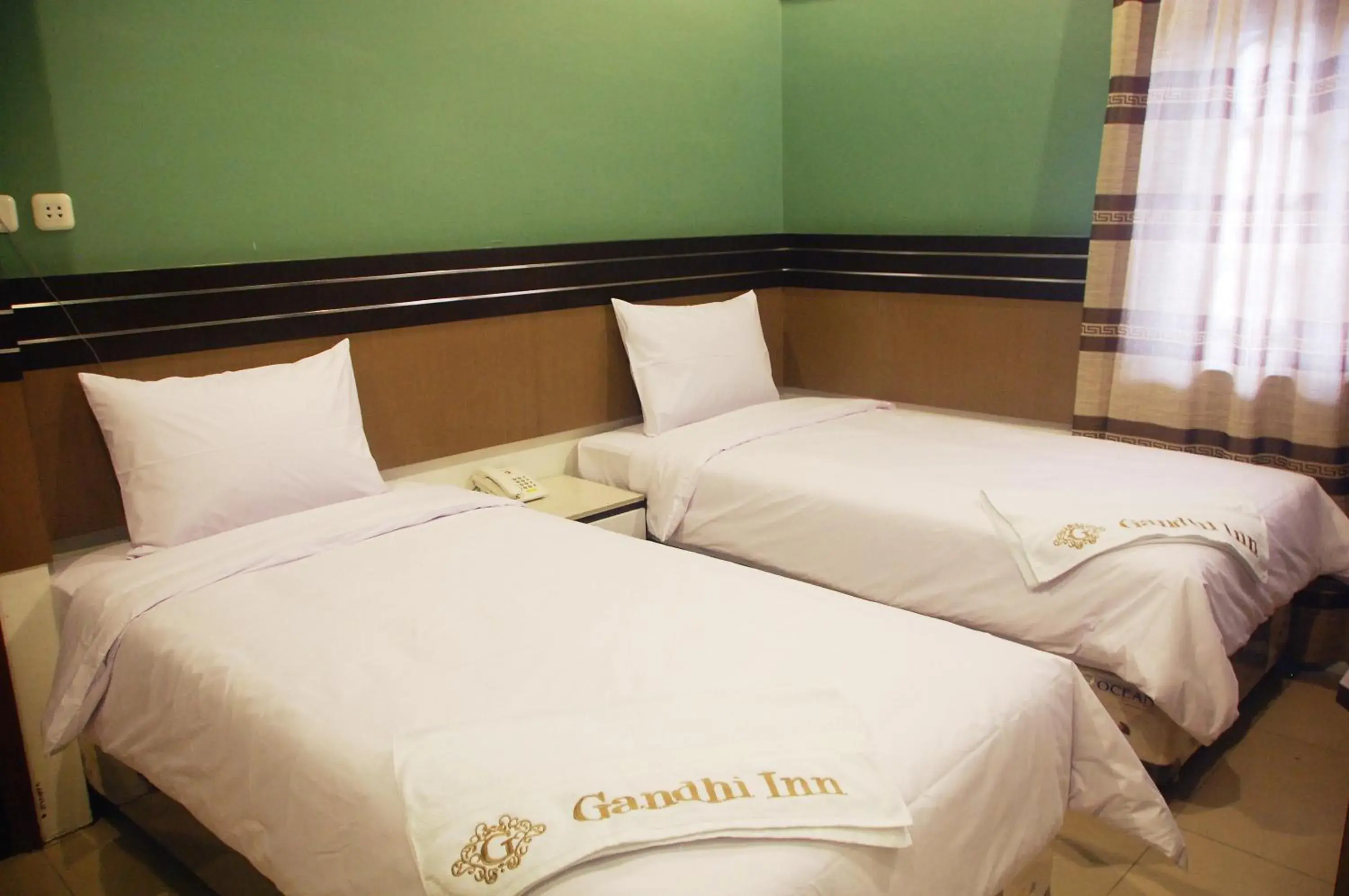 Bed in Gandhi Inn