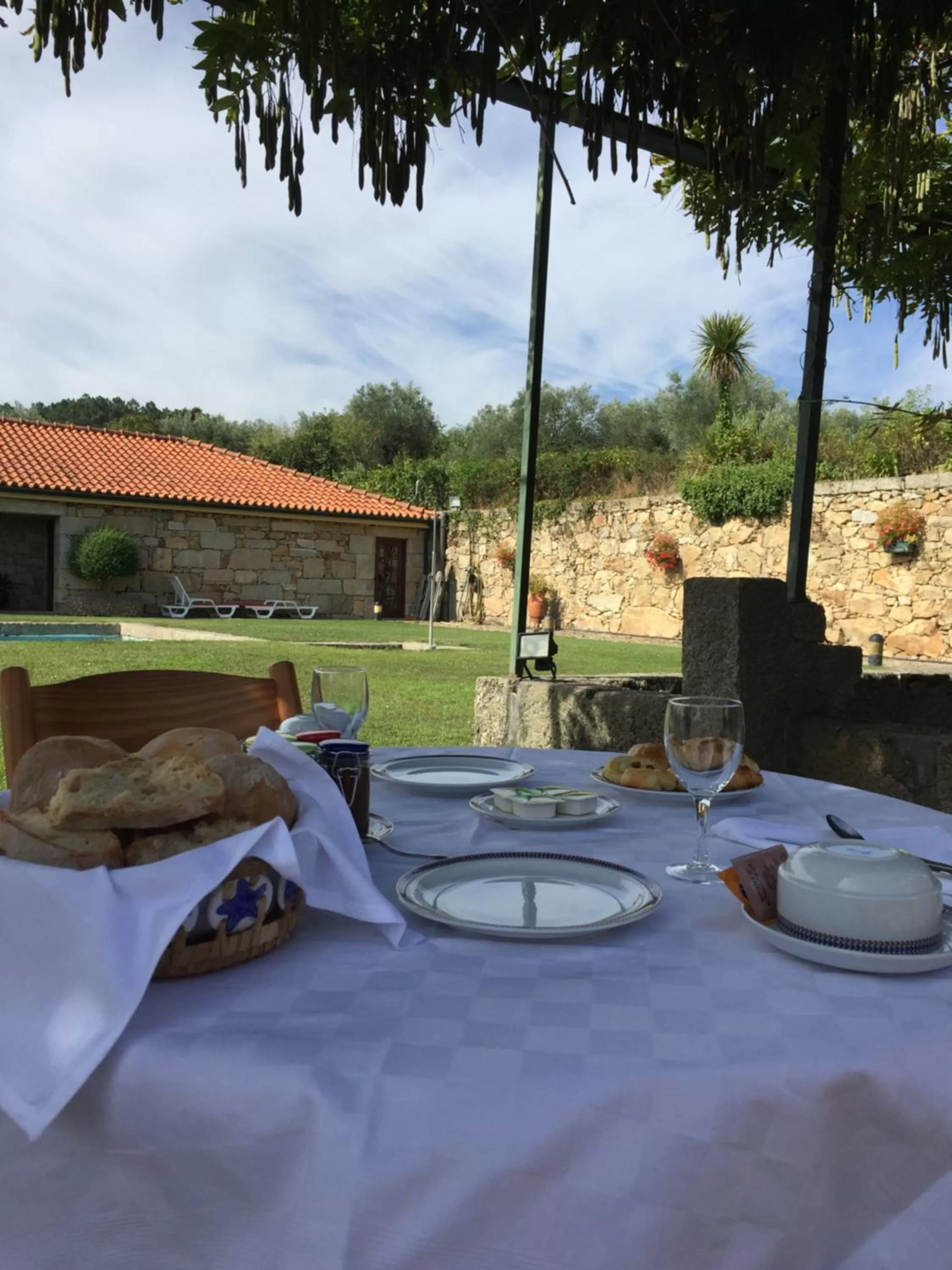 Continental breakfast, Restaurant/Places to Eat in Quinta da Vinha Morta