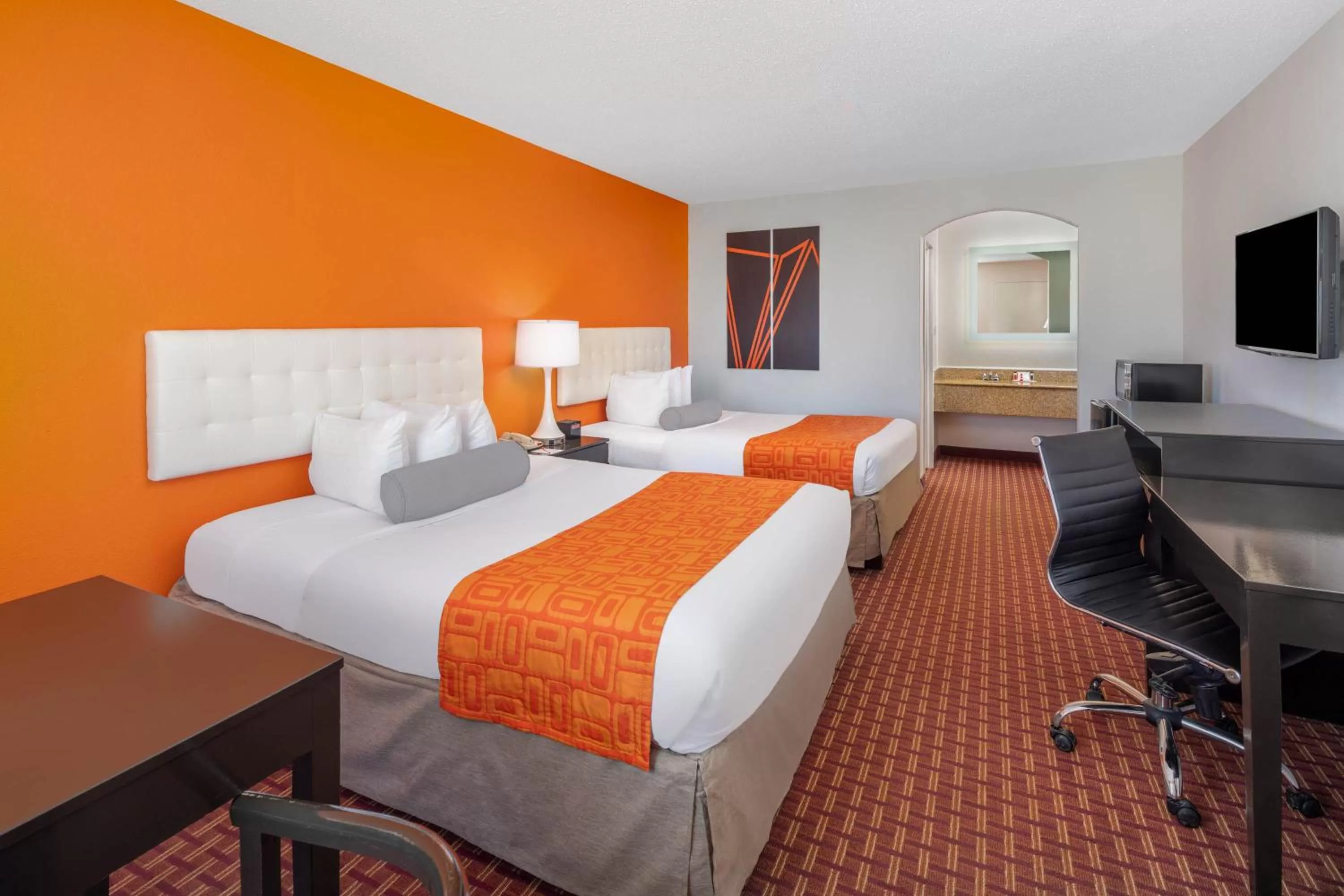 Bed in Howard Johnson by Wyndham Rock Hill