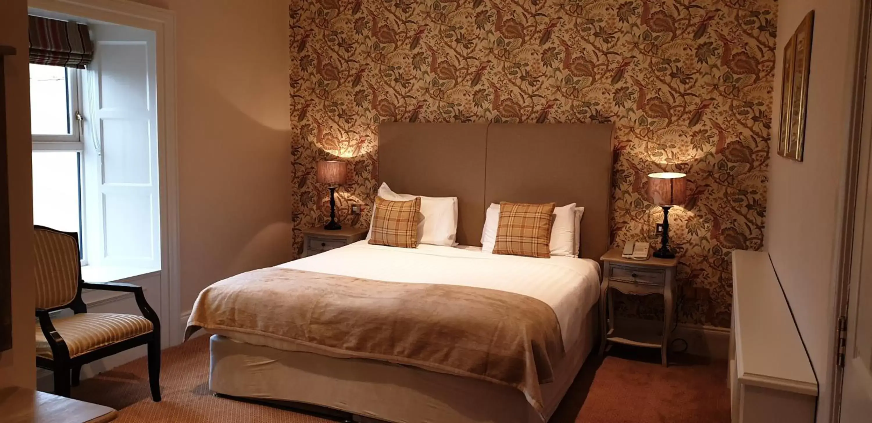 Bedroom, Bed in The Listowel Arms Hotel