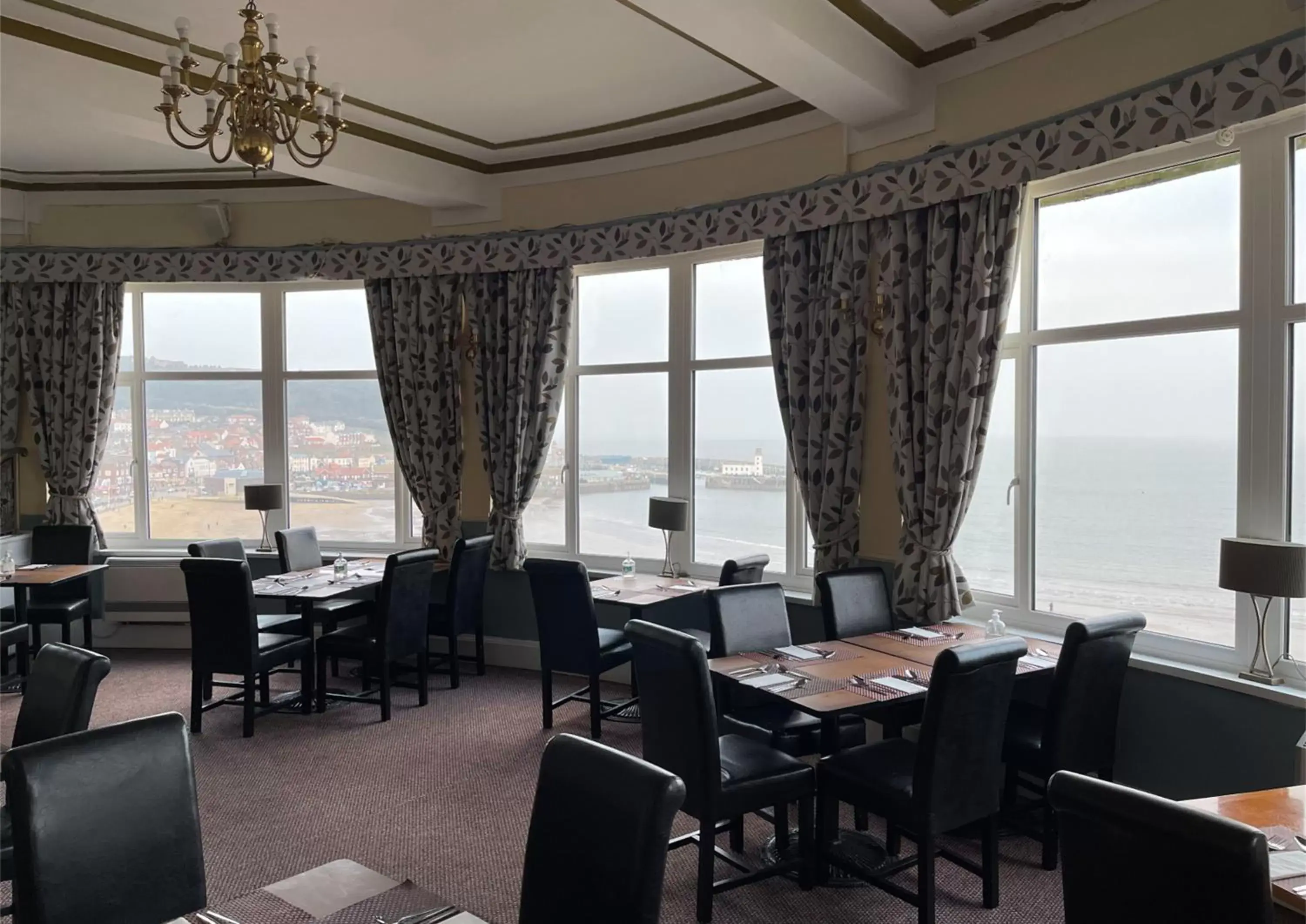 Restaurant/Places to Eat in The Grand Scarborough