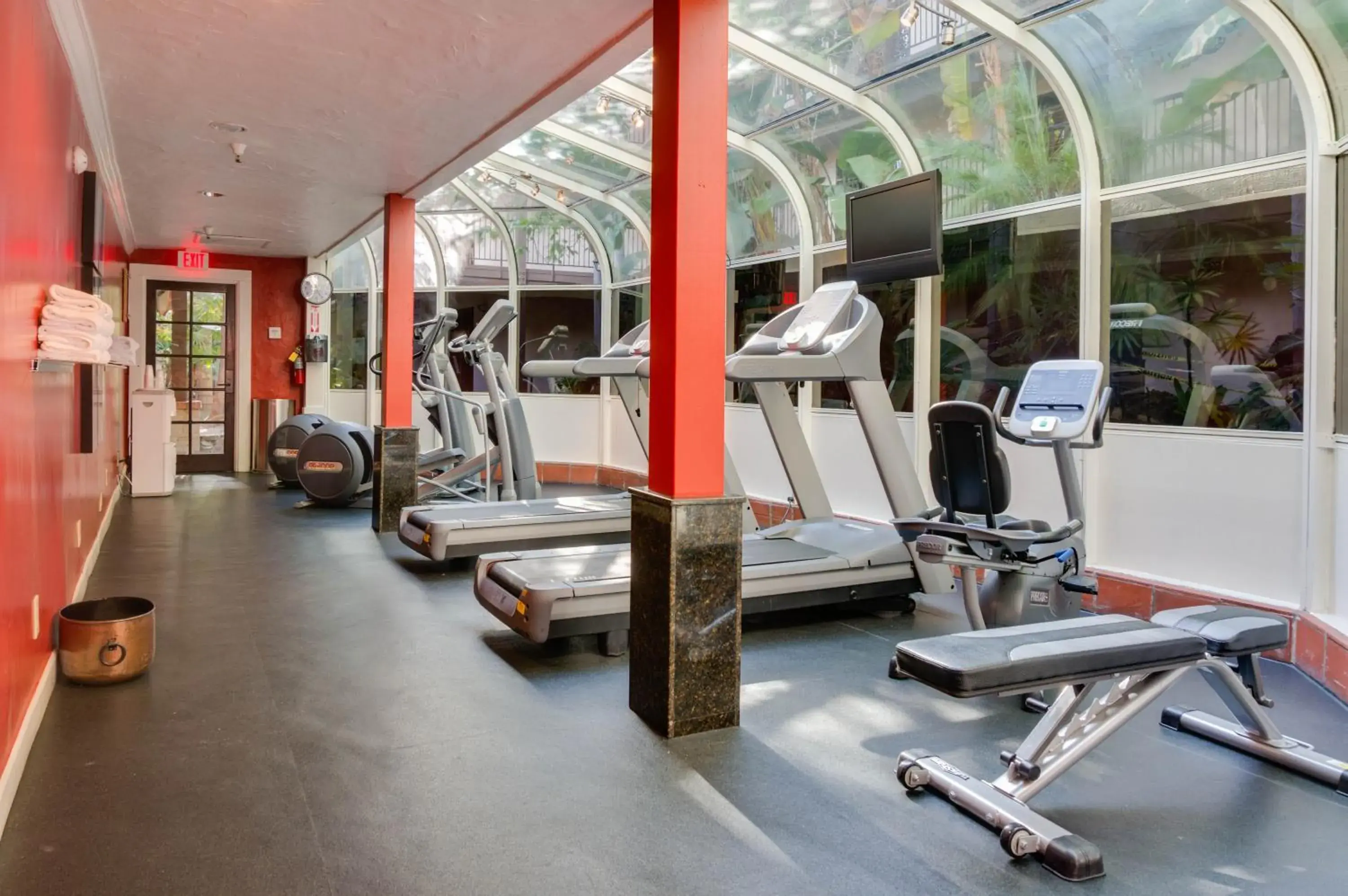 Fitness centre/facilities, Fitness Center/Facilities in Buena Park Grand Hotel & Suites