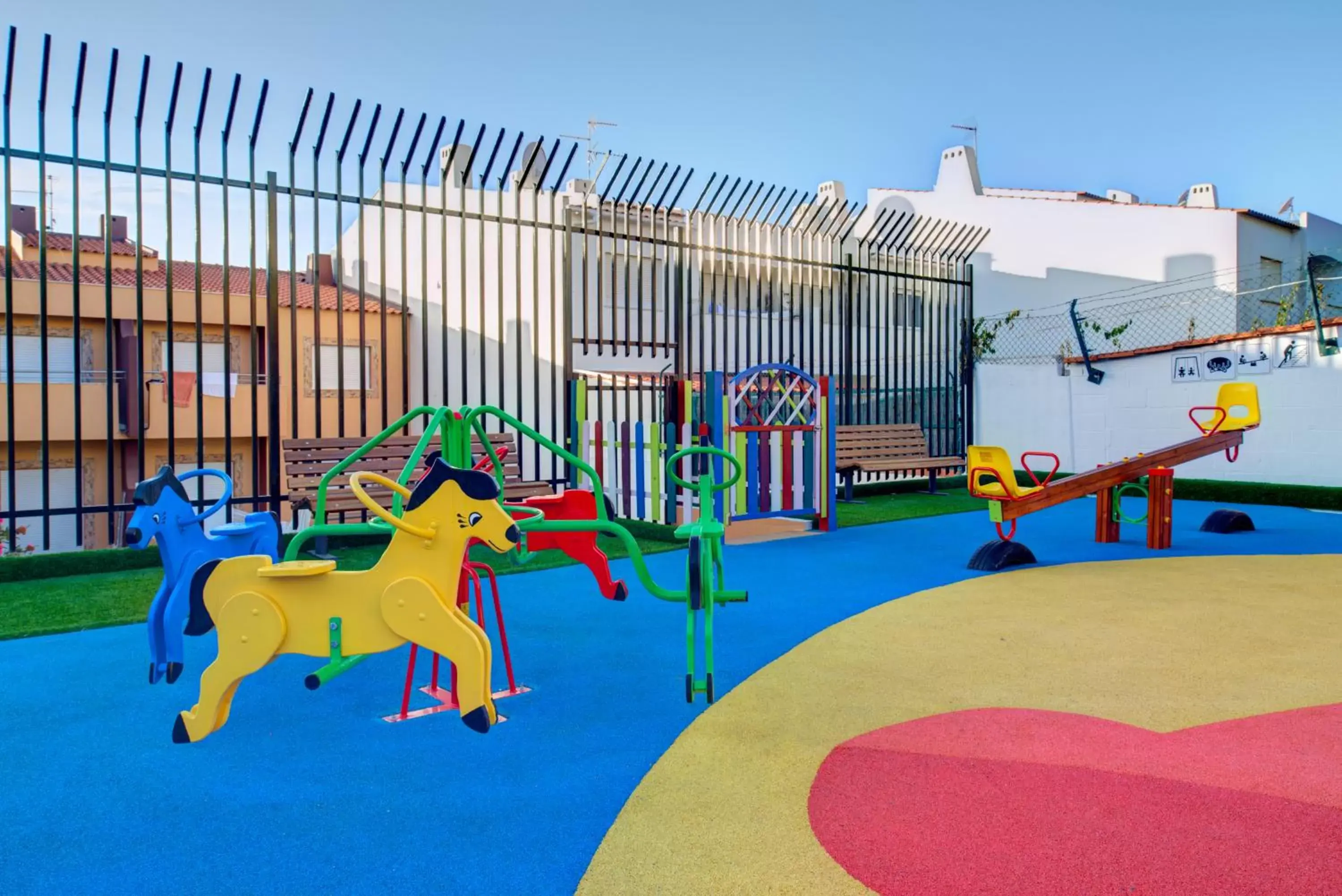 Children play ground in Choromar Apartments