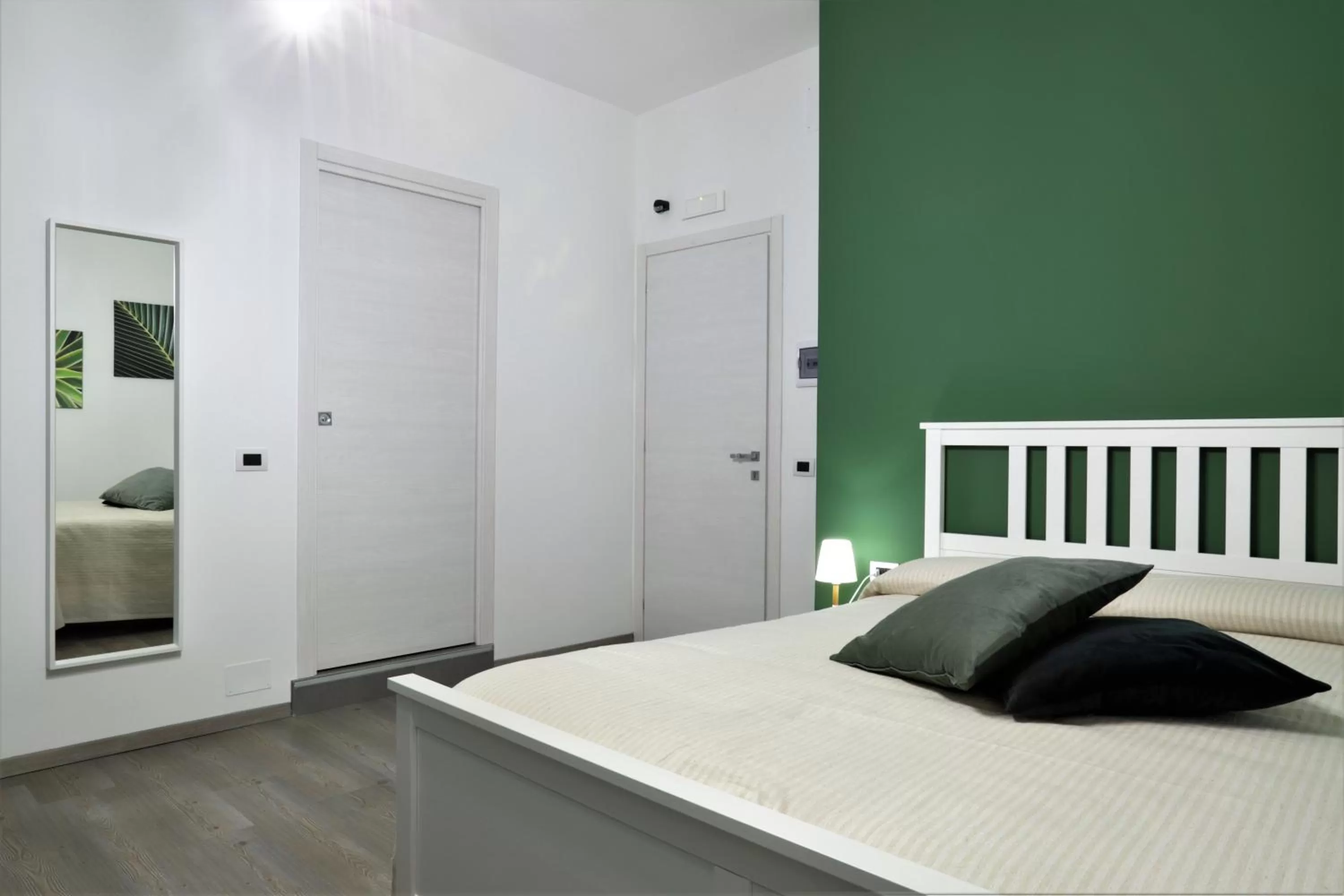 Photo of the whole room, Bed in Napoli Vesuvio Apartments by Dimorra