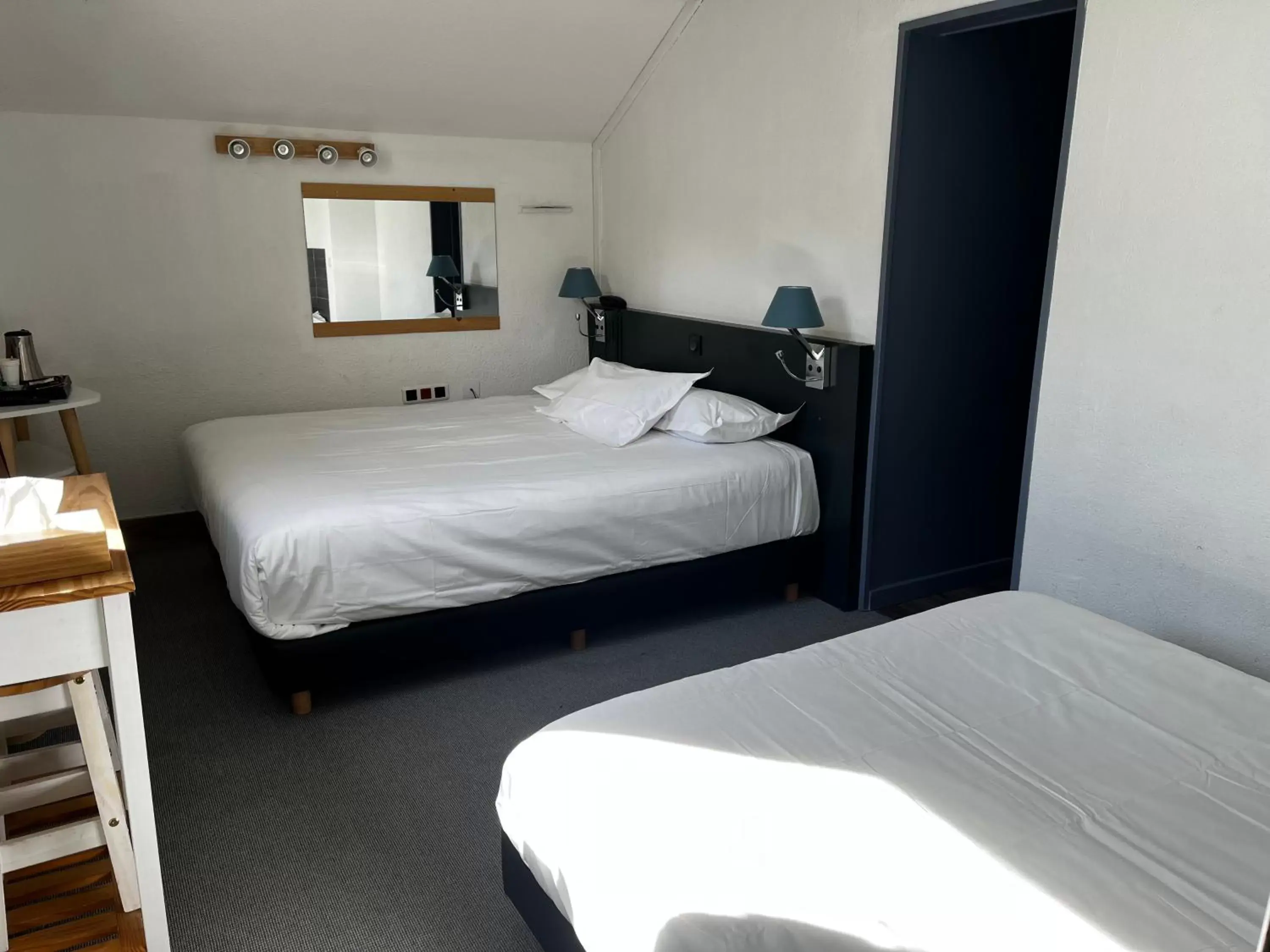 Property building, Bed in Sure Hotel by Best Western Annecy