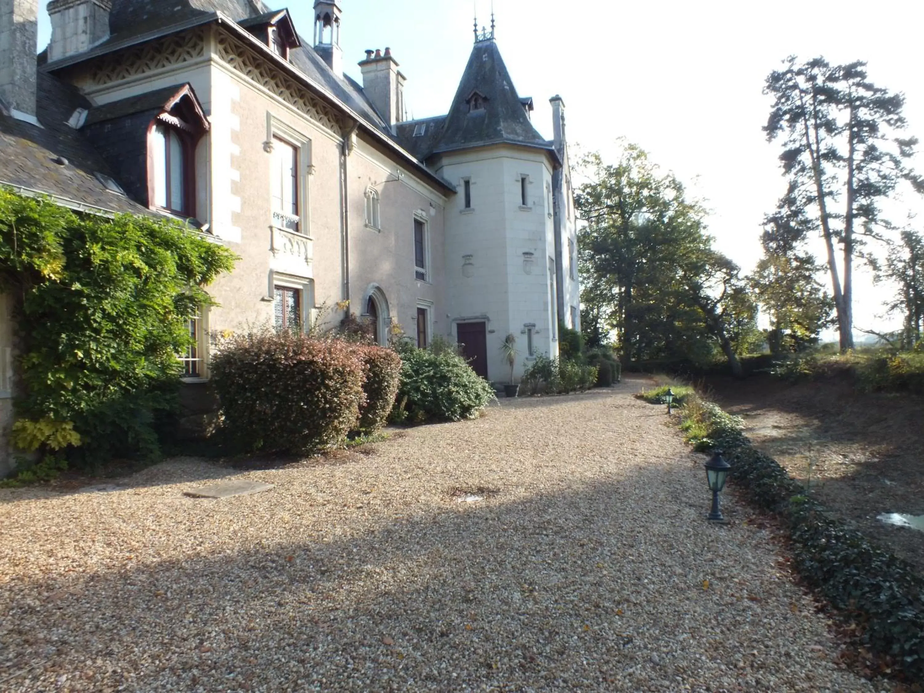 Property Building in Château de Nazé