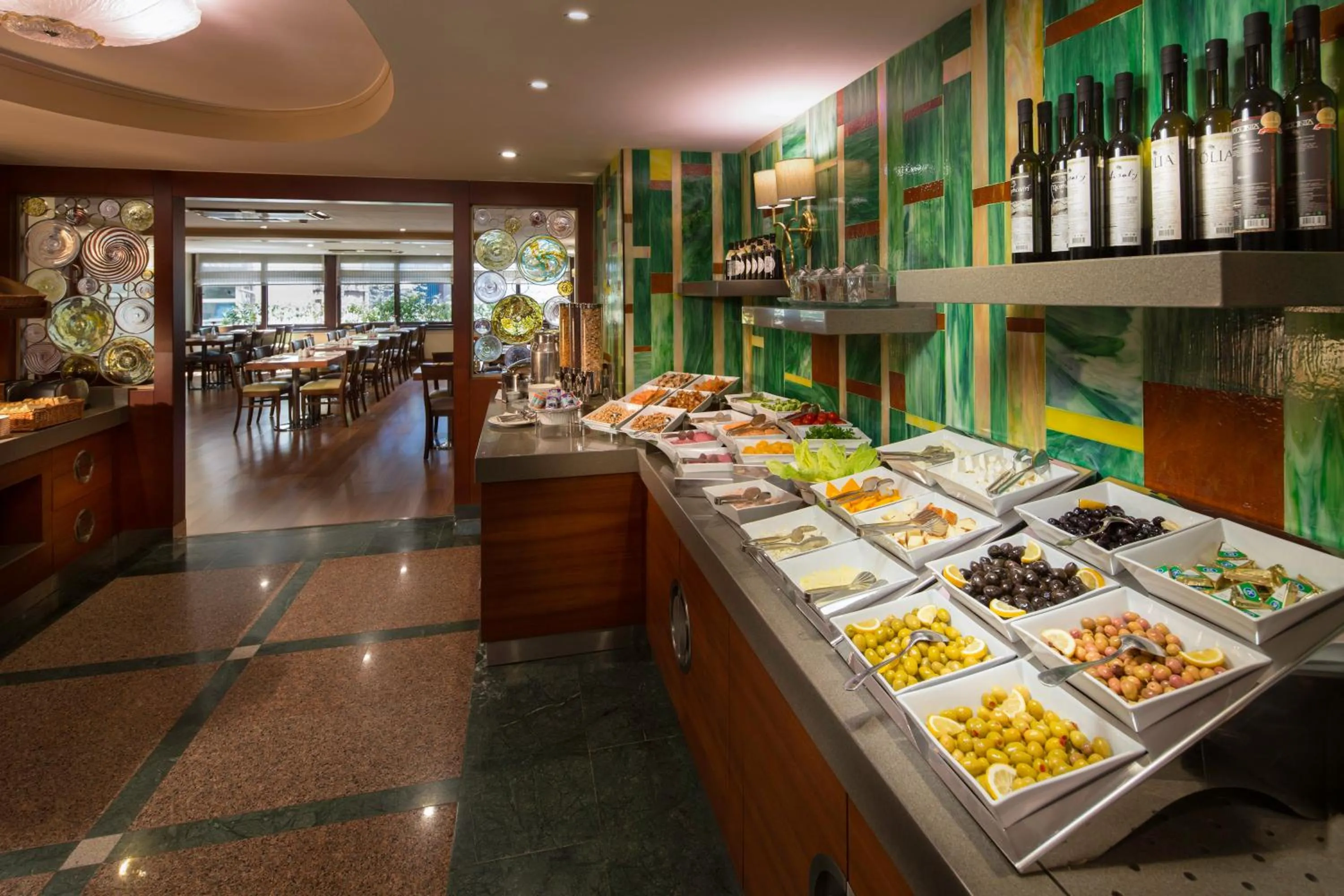 Food and drinks in Titanic Comfort Sisli