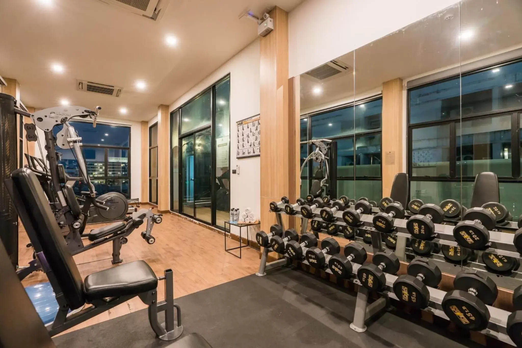 Fitness Center/Facilities in Acqua Hotel