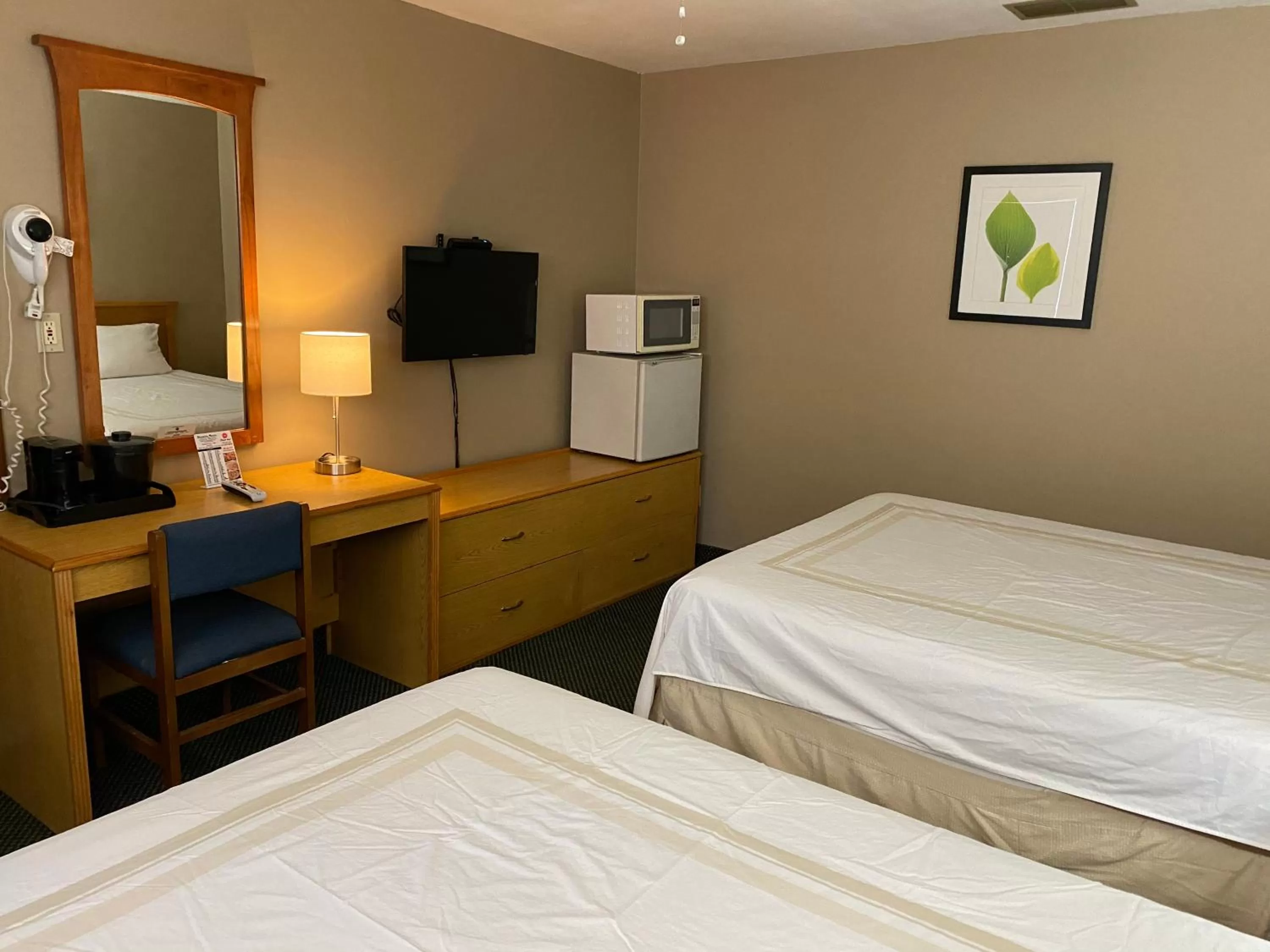 Bed in Diamond Motel - Abilene