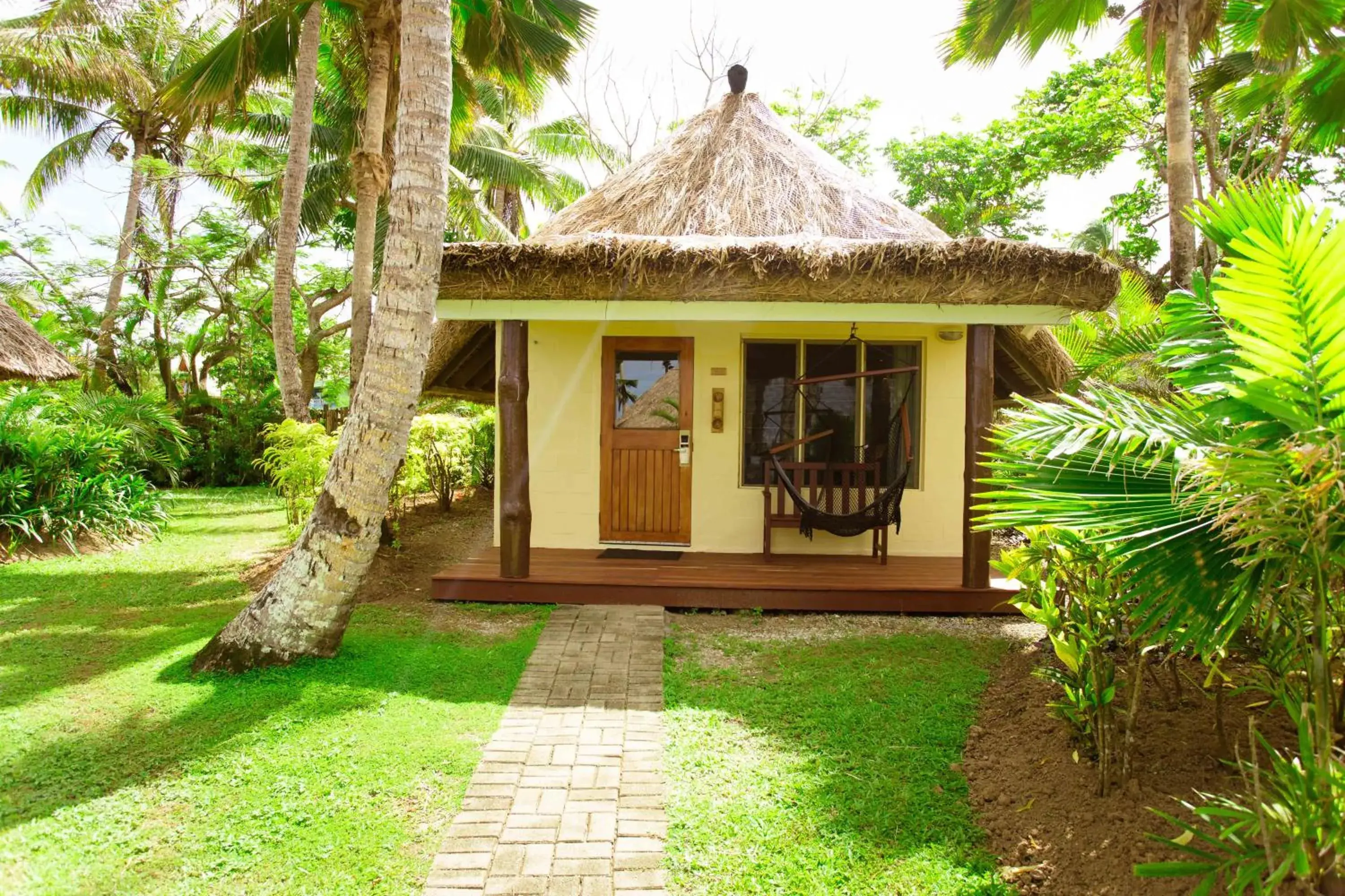 Garden in Outrigger Fiji Beach Resort