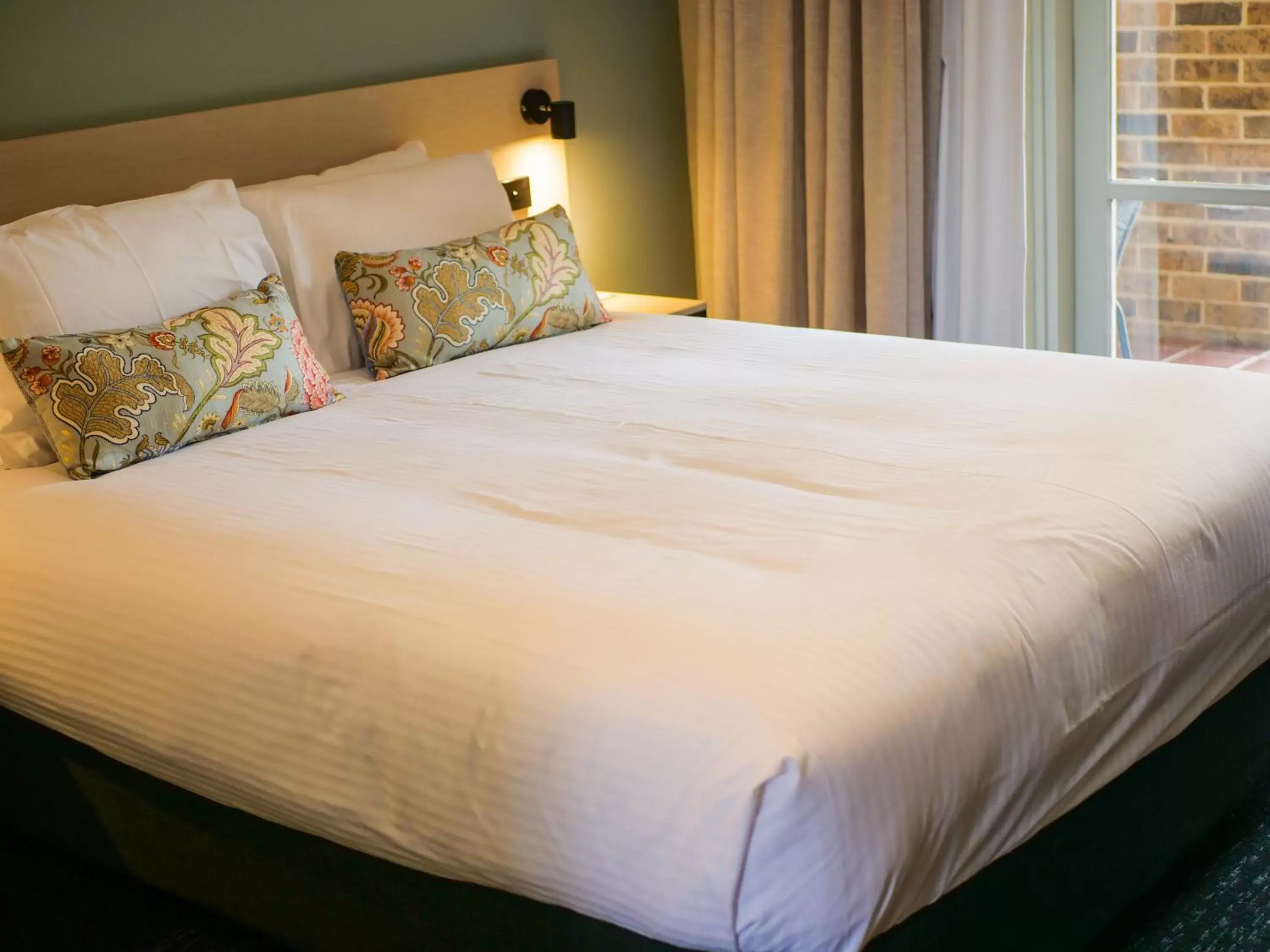 Bedroom, Bed in Nightcap at Hinterland Hotel Nerang