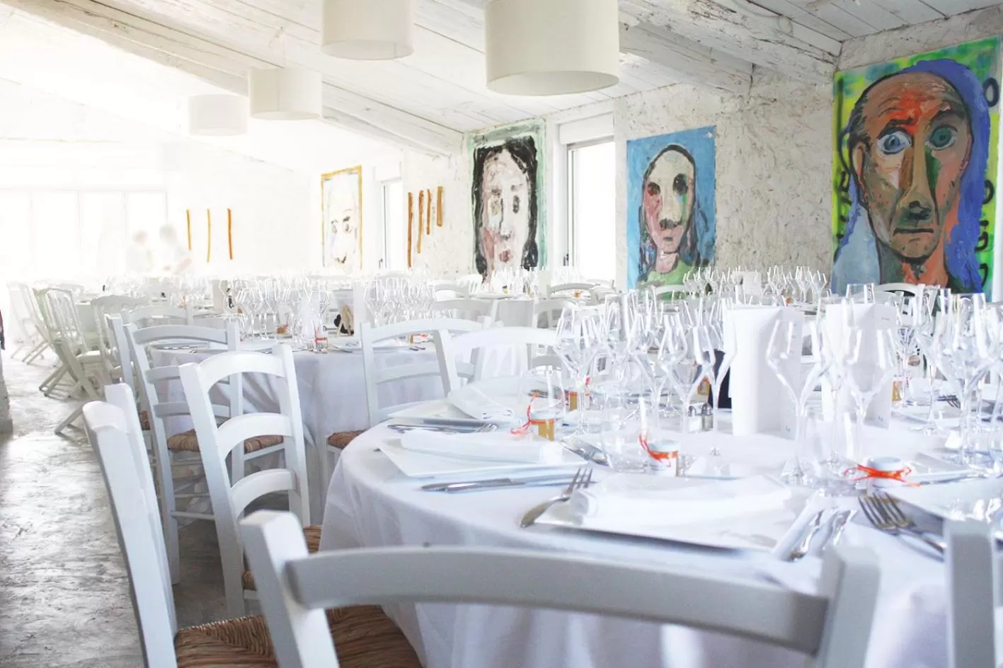 Restaurant/Places to Eat in Domaine Regis Freres