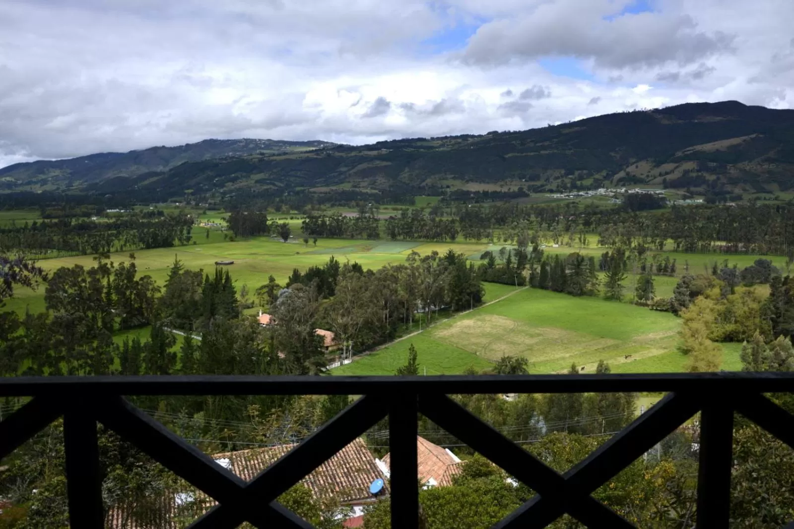 Landmark view in El Pedregal Sopó